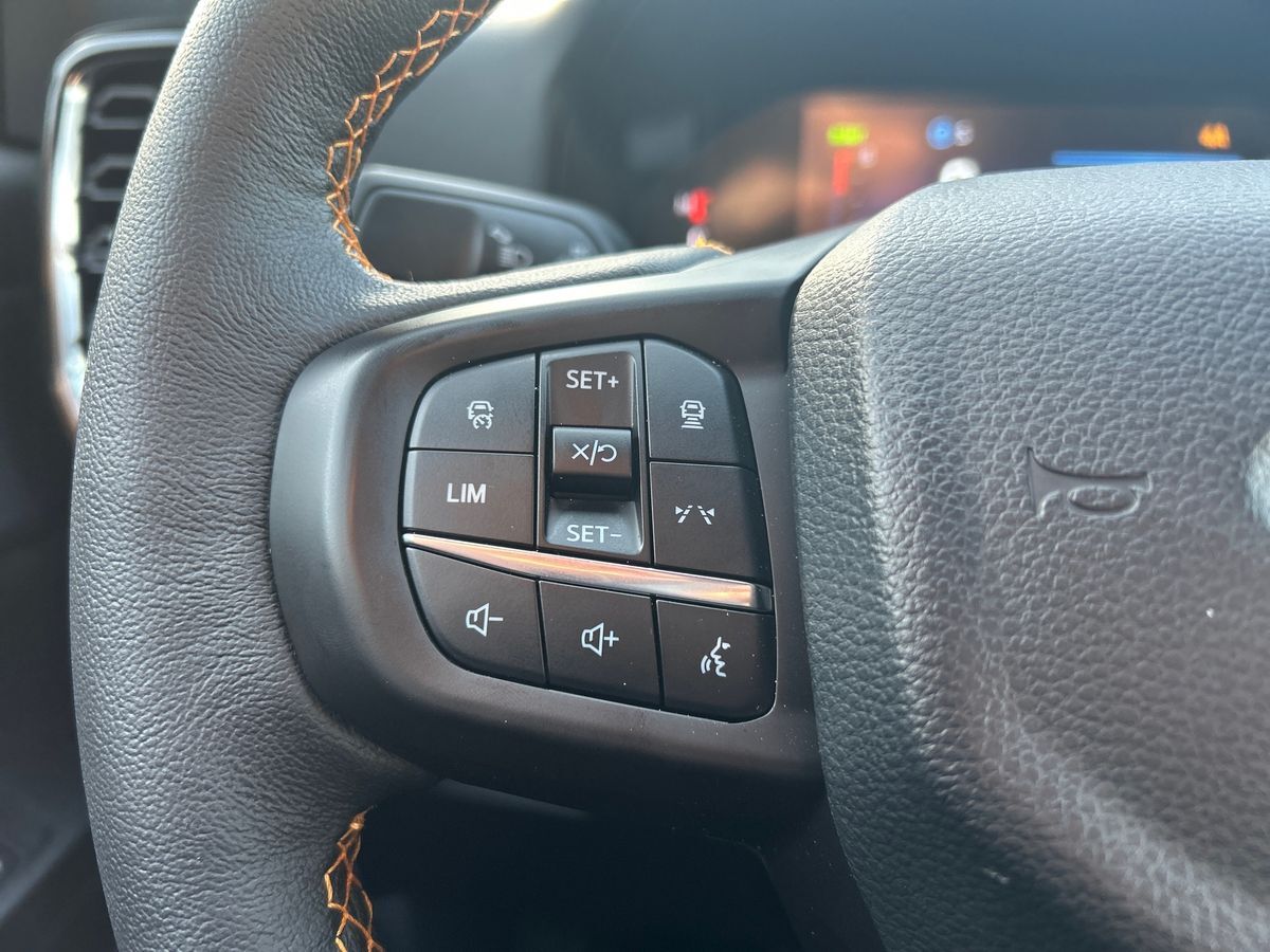 Billede af Ford Ranger Double Cab 2,3 EcoBoost Hybrid Wildtrak e-4WD 281HK Pick-Up 10g Aut.