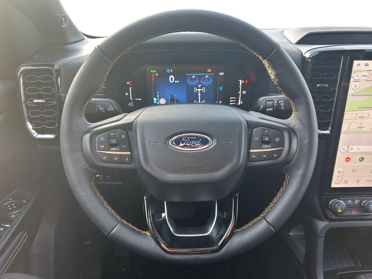 Billede af Ford Ranger Double Cab 2,3 EcoBoost Hybrid Wildtrak e-4WD 281HK Pick-Up 10g Aut.