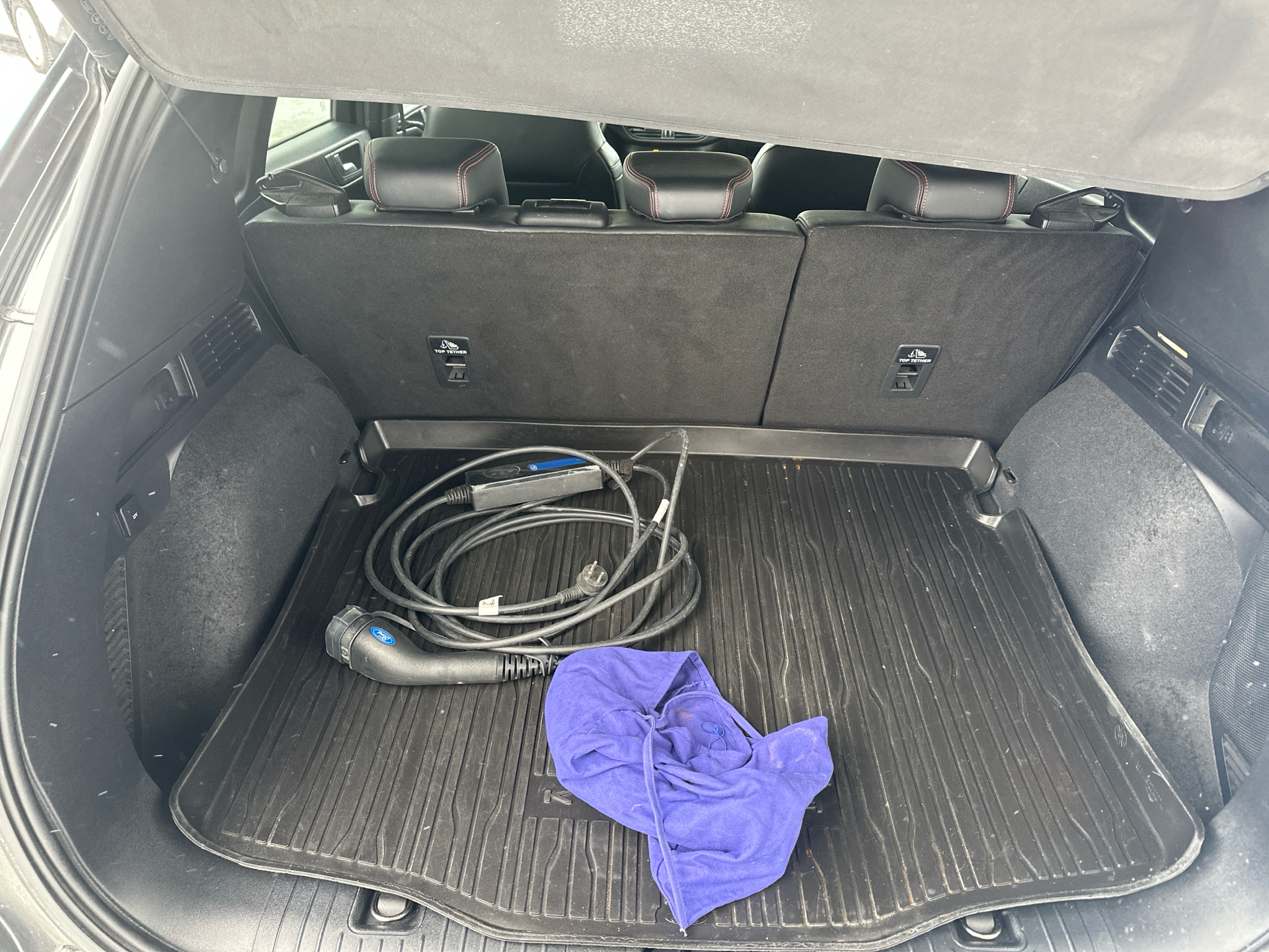 Billede af Ford Kuga 2,5 Plugin-hybrid ST-Line X CVT 225HK 5d Trinl. Gear