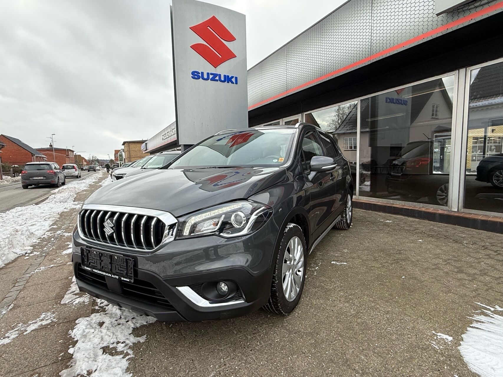 Billede af Suzuki S-Cross 1,0 Boosterjet Active 112HK 5d