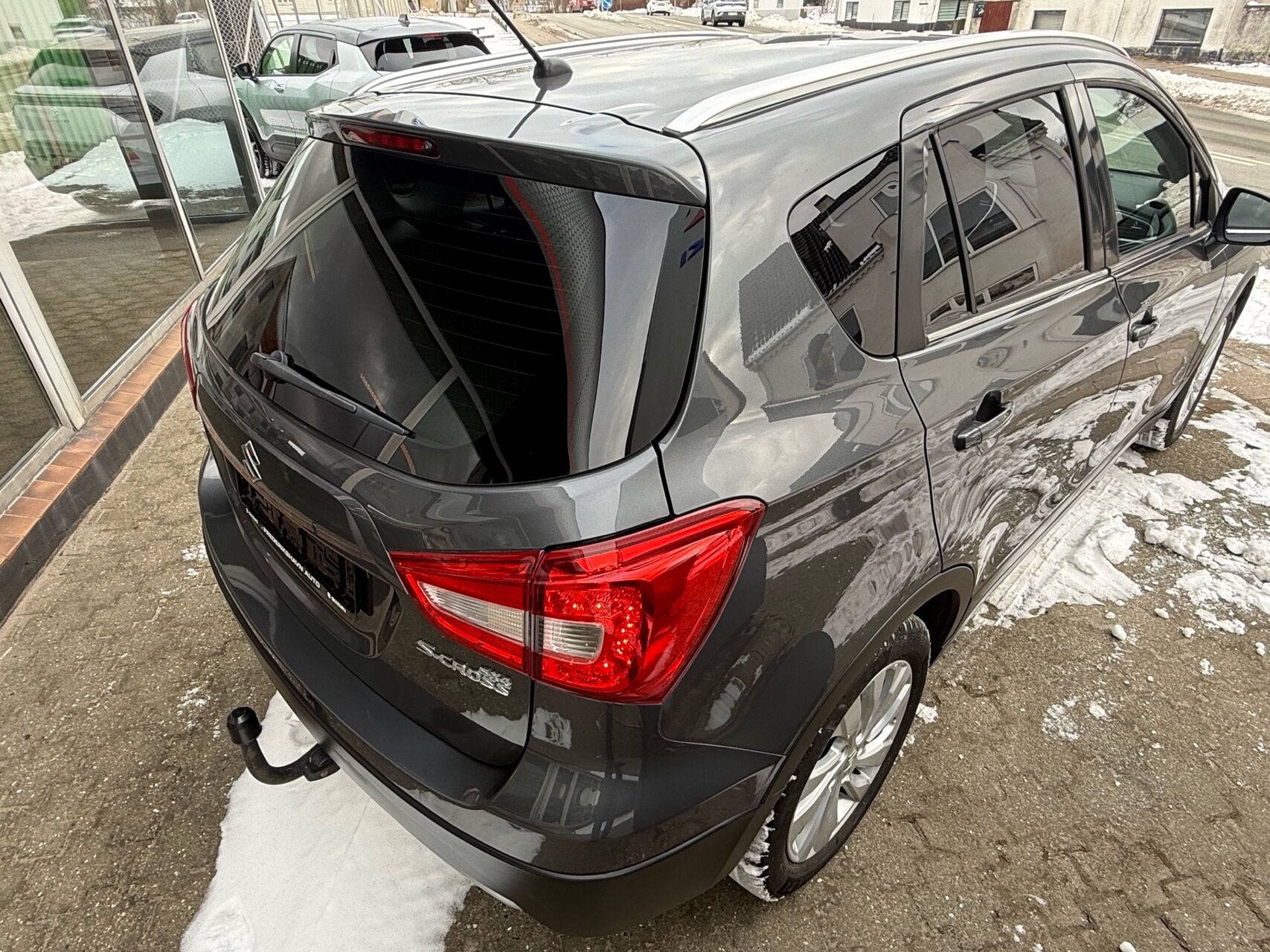 Billede af Suzuki S-Cross 1,0 Boosterjet Active 112HK 5d