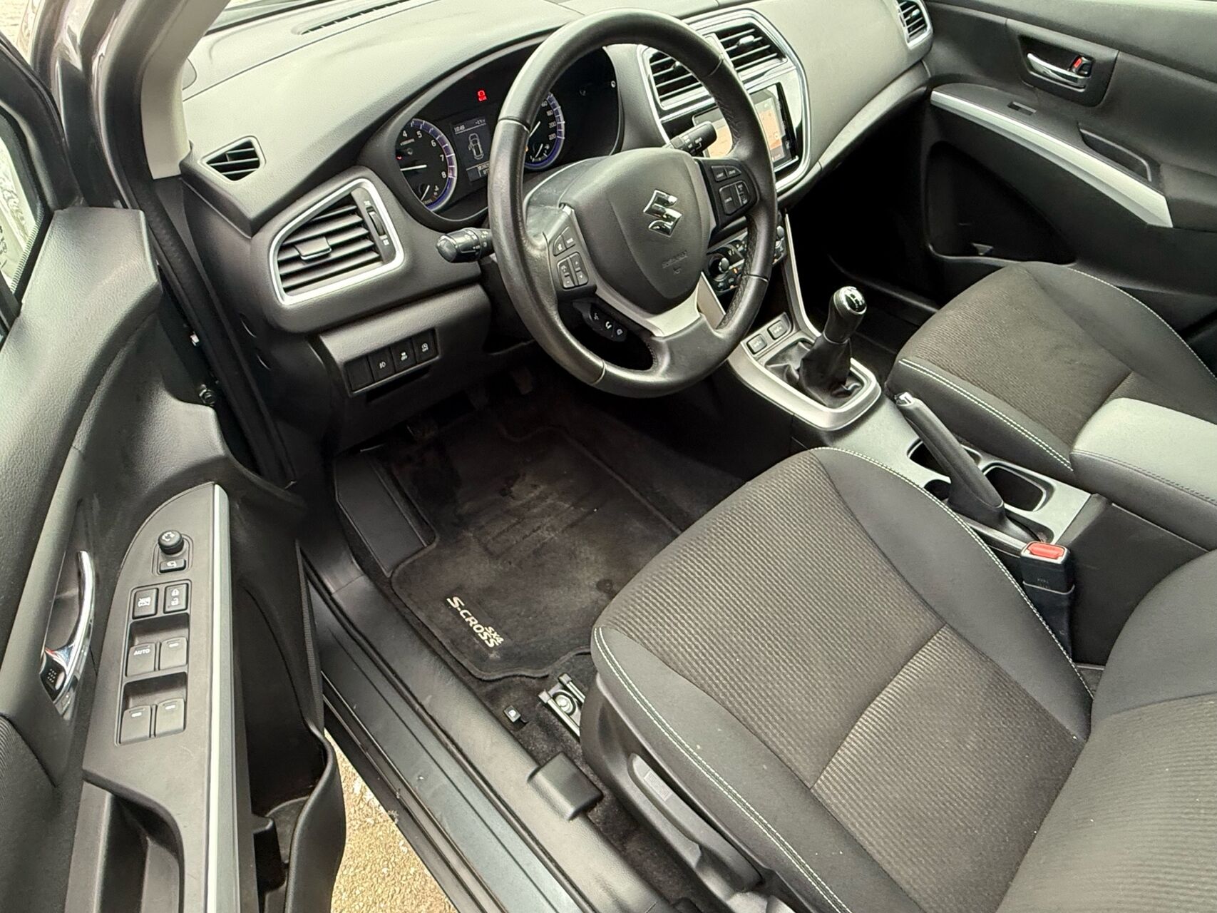 Billede af Suzuki S-Cross 1,0 Boosterjet Active 112HK 5d