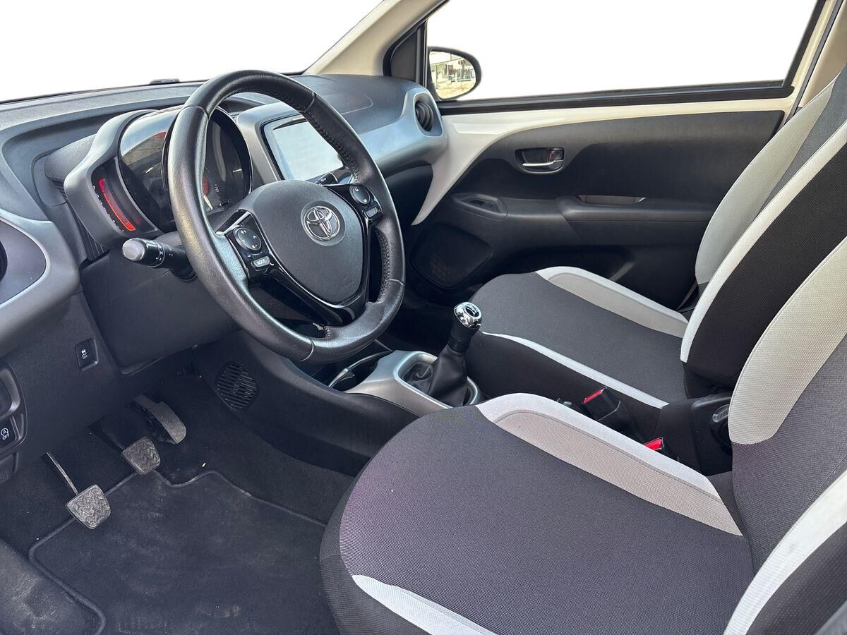 Billede af Toyota Aygo 1,0 VVT-I X-Sky 69HK 5d