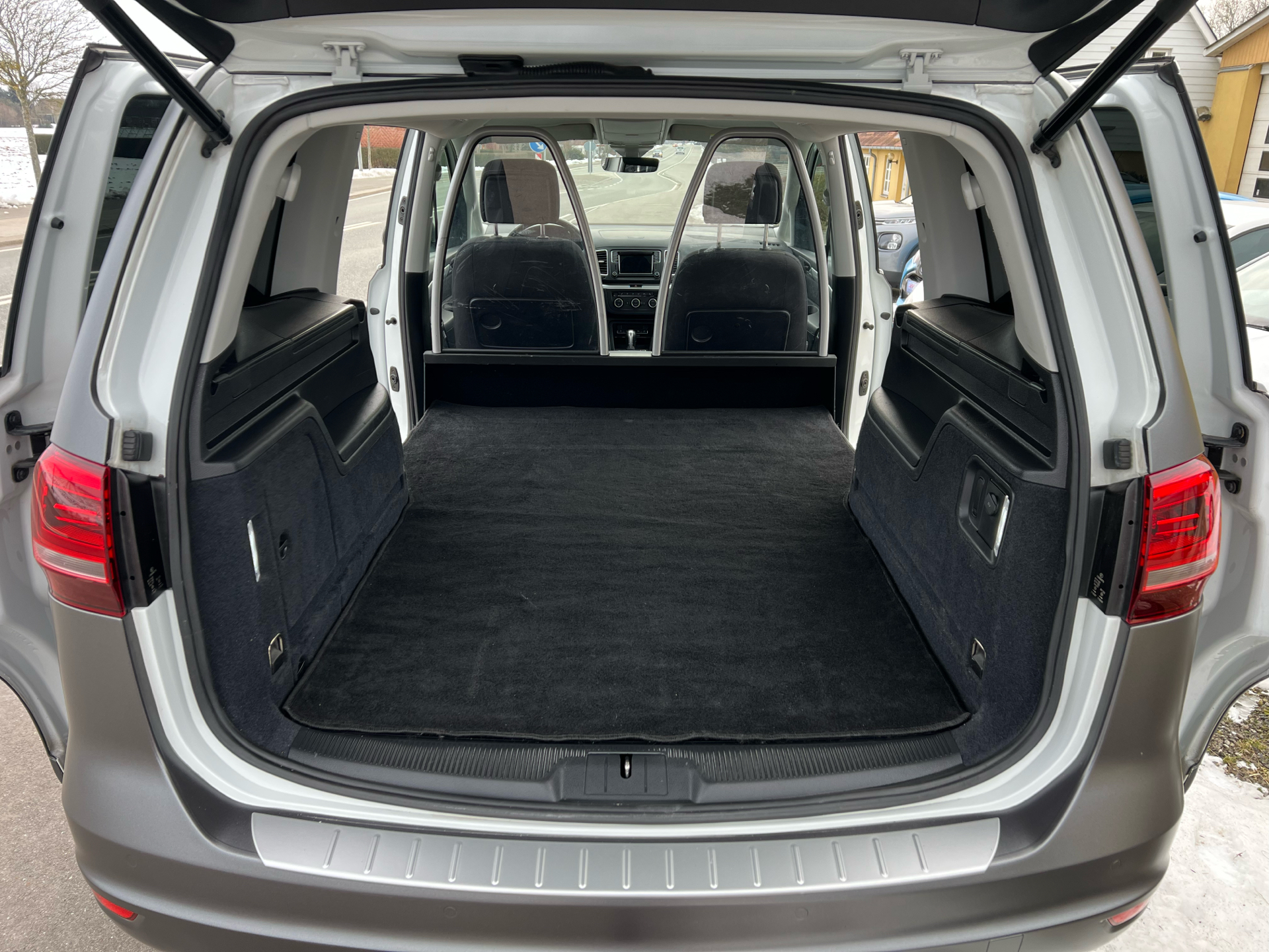 Billede af VW Sharan 2,0 TDI BMT SCR Comfortline Plus DSG 150HK 6g Aut.