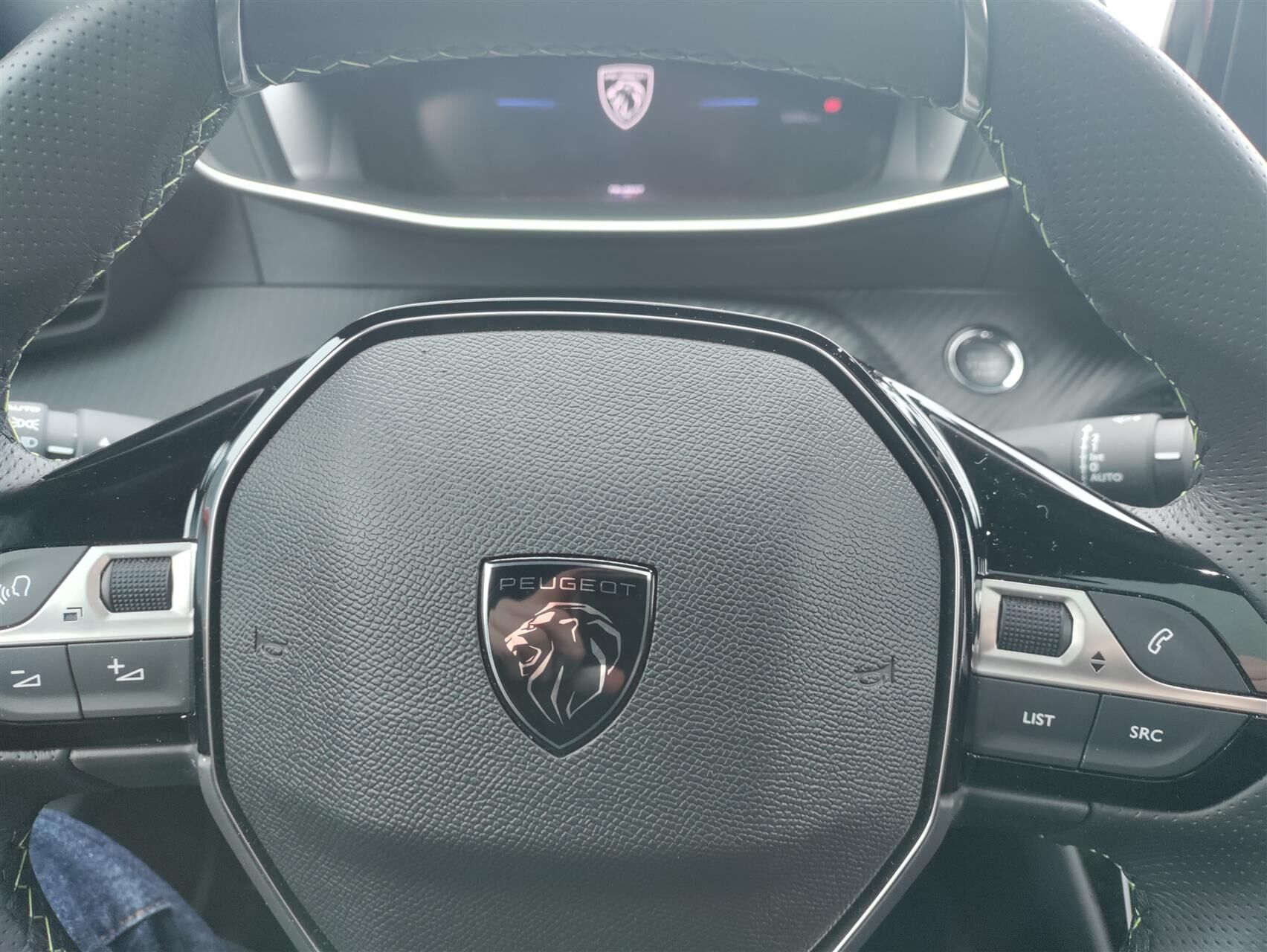 Billede af Peugeot e-2008 EL GT Sky 156HK 5d Aut.