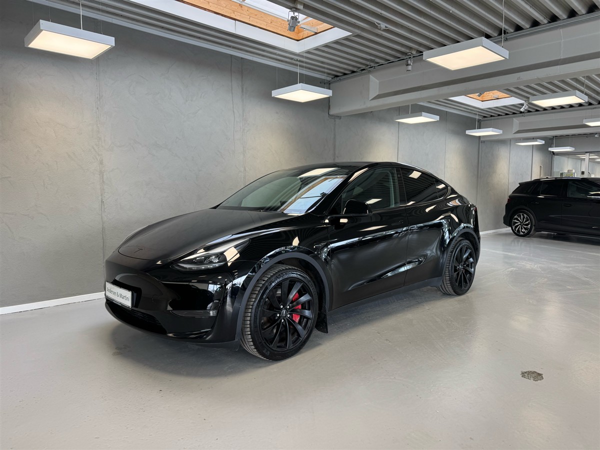 Tesla Model Y EL Long Range AWD 514HK 5d Aut. på lager