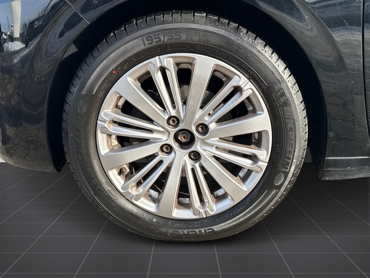 Billede af Peugeot 208 1,2 PureTech Signature Sky 82HK 5d