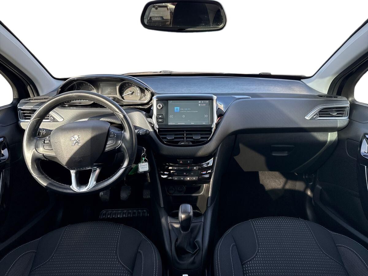 Billede af Peugeot 208 1,2 PureTech Signature Sky 82HK 5d