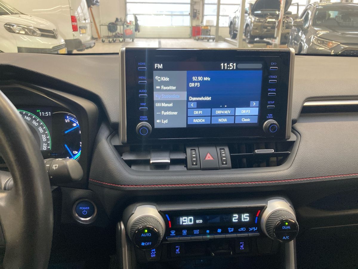 Billede af Toyota RAV4 Plug-in 2,5 Plugin-hybrid Active Comfort AWD 306HK 5d 6g Aut.