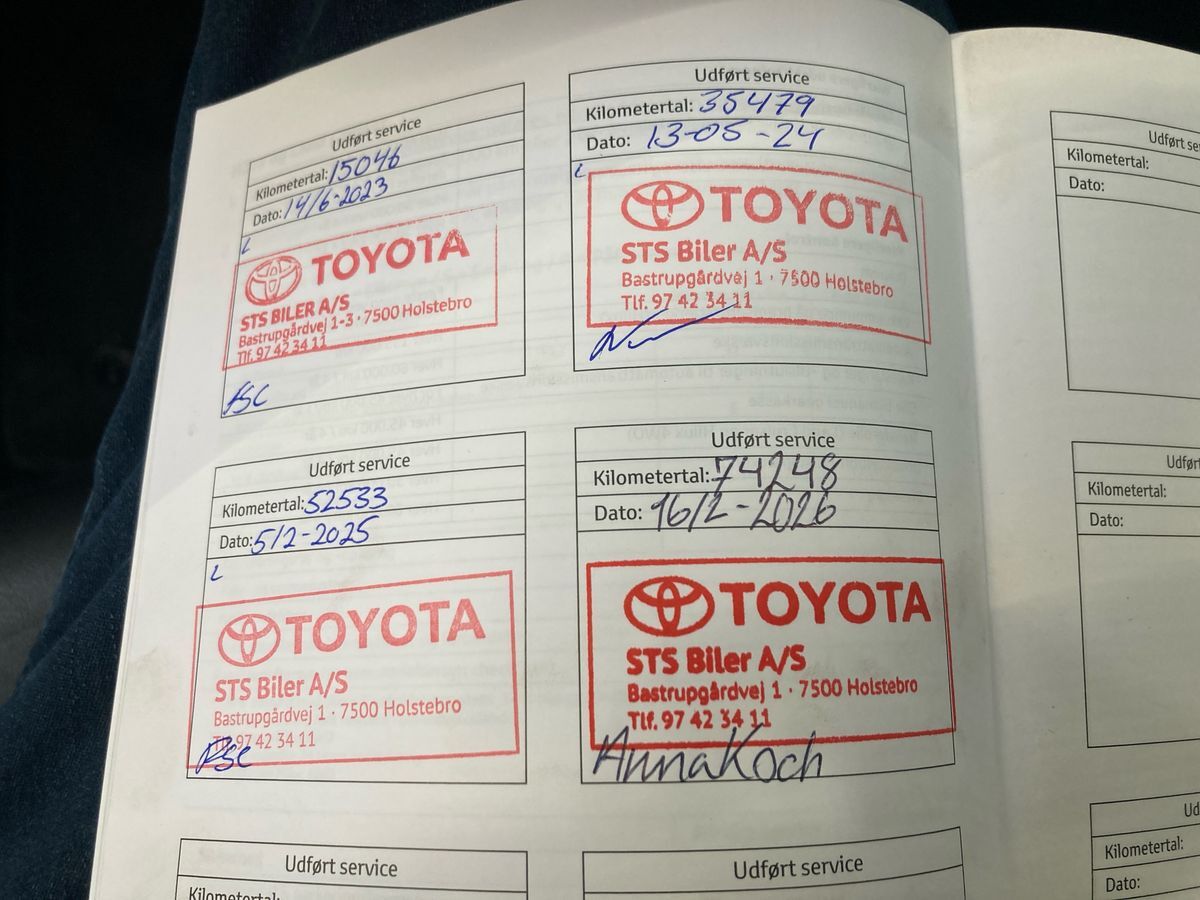 Billede af Toyota RAV4 Plug-in 2,5 Plugin-hybrid Active Comfort AWD 306HK 5d 6g Aut.