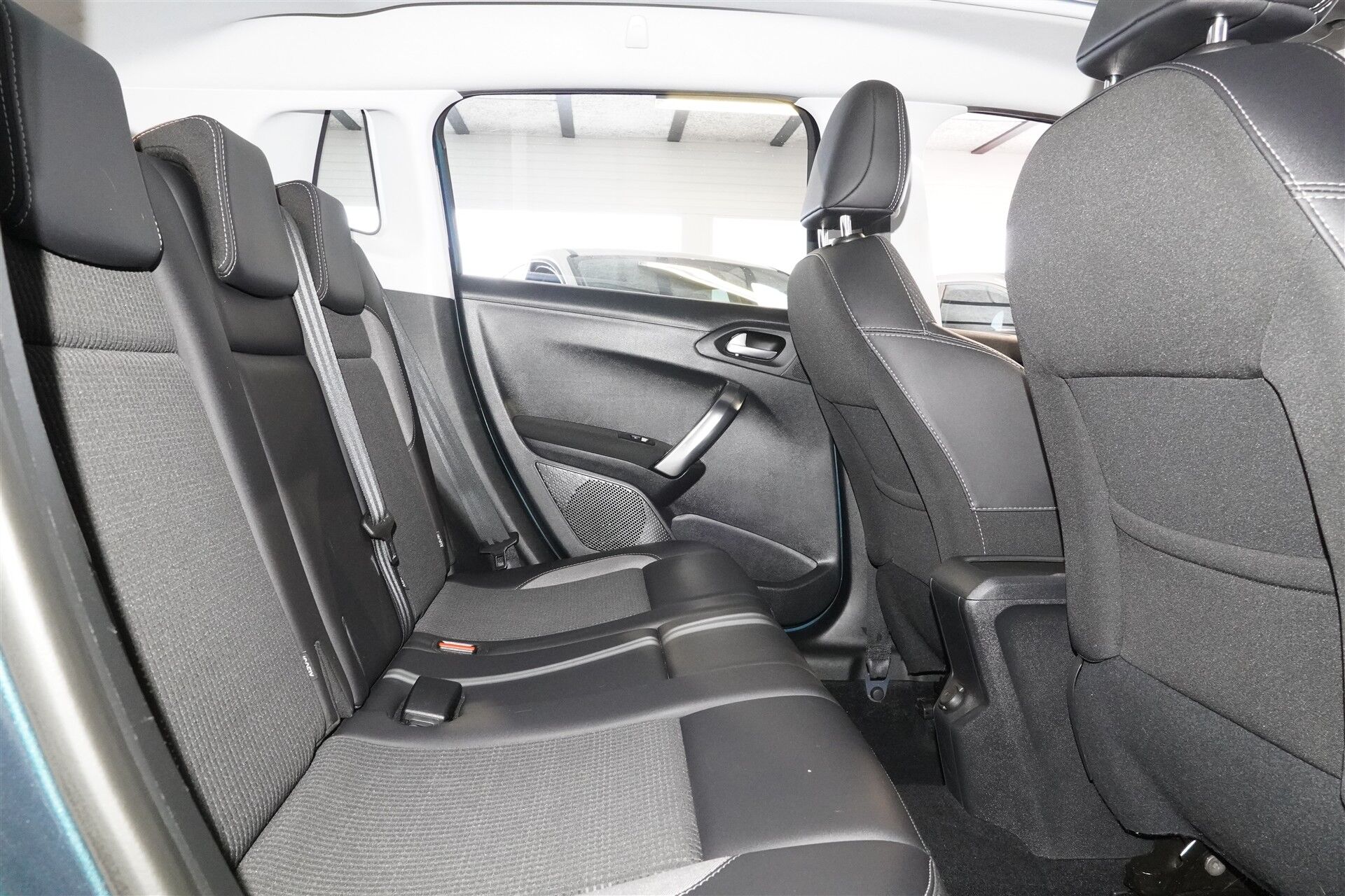 Billede af Peugeot 2008 1,6 BlueHDi Allure 100HK 5d