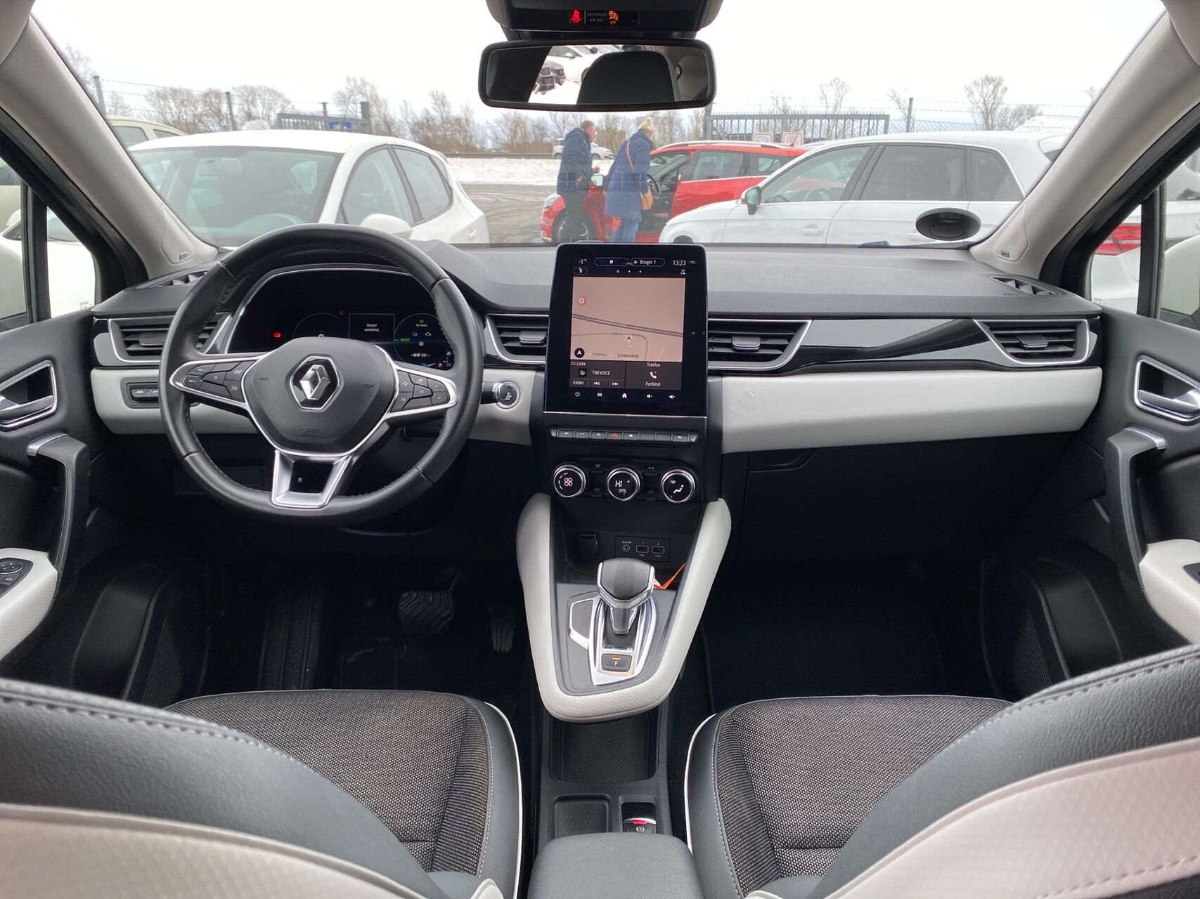 Billede af Renault Captur 1,6 E-TECH  Plugin-hybrid Intens 160HK 5d Aut.