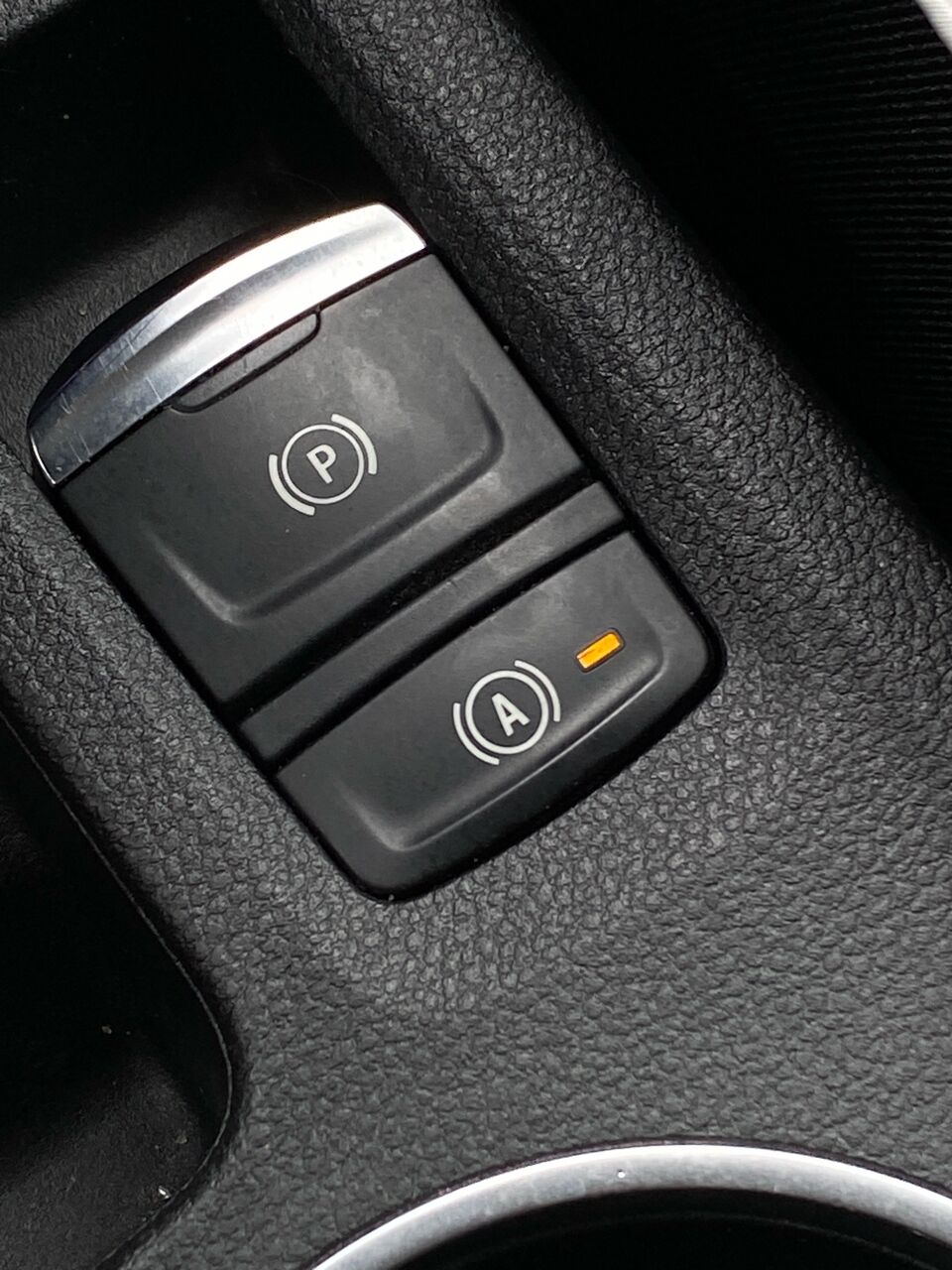 Billede af Renault Captur 1,6 E-TECH  Plugin-hybrid Intens 160HK 5d Aut.