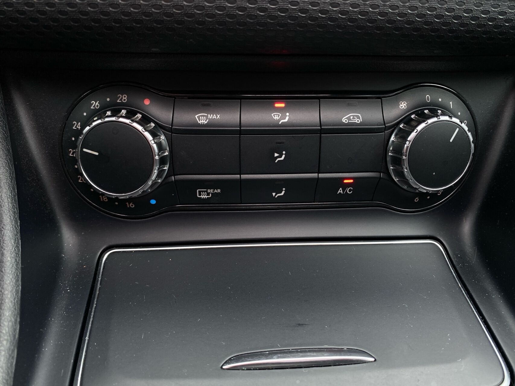 Billede af Mercedes-Benz A180 d 1,5 CDI 7G-DCT 109HK 5d 7g Aut.