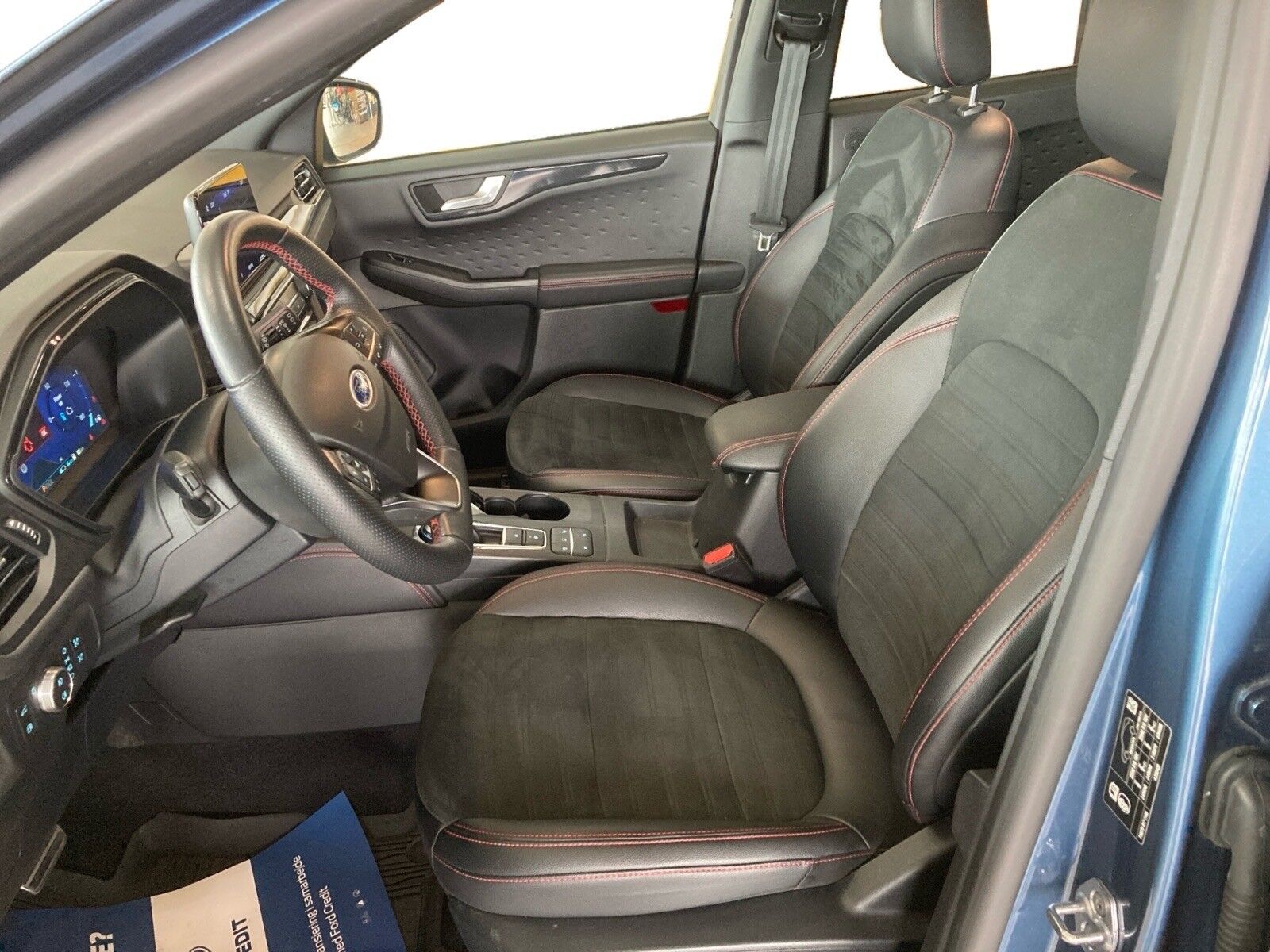 Billede af Ford Kuga 2,5 Plugin-hybrid ST-Line X CVT 225HK 5d Trinl. Gear