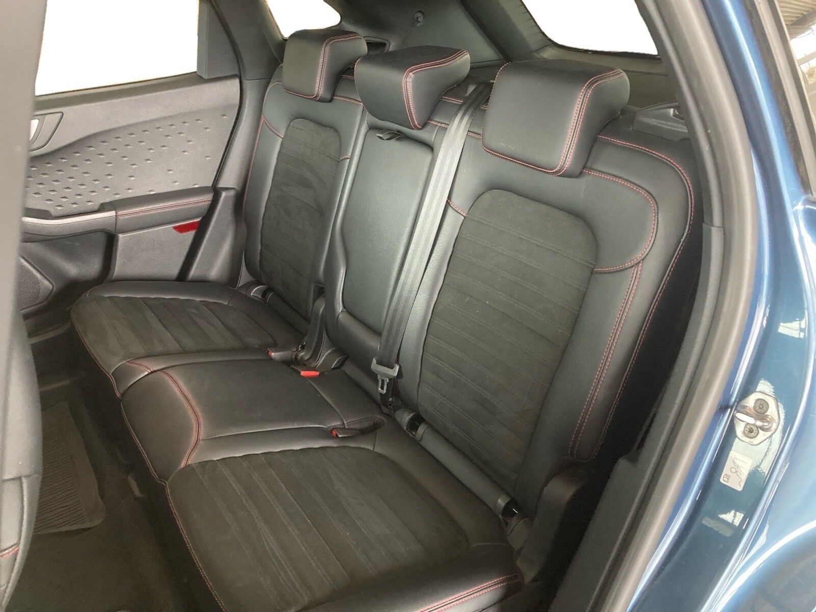 Billede af Ford Kuga 2,5 Plugin-hybrid ST-Line X CVT 225HK 5d Trinl. Gear