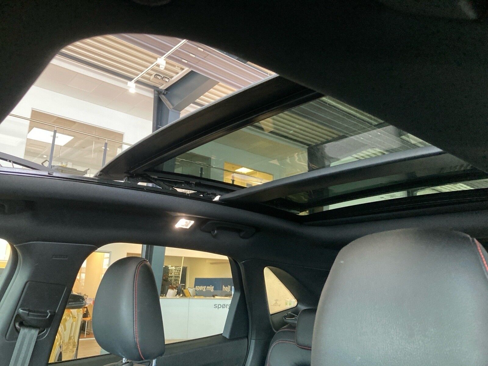 Billede af Ford Kuga 2,5 Plugin-hybrid ST-Line X CVT 225HK 5d Trinl. Gear