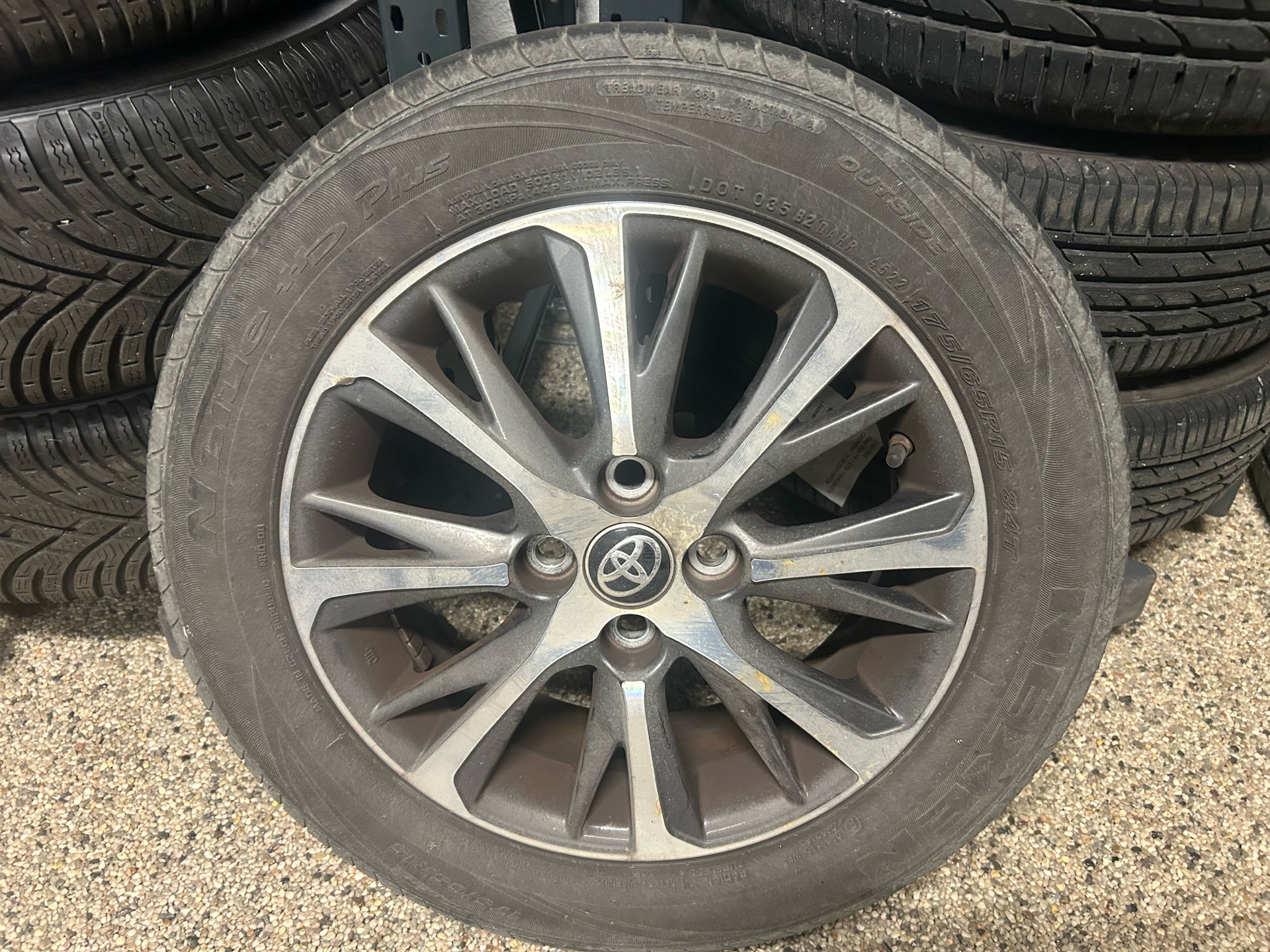 Billede af Toyota Yaris 1,5 Hybrid H3 Y20 E-CVT 100HK 5d Trinl. Gear