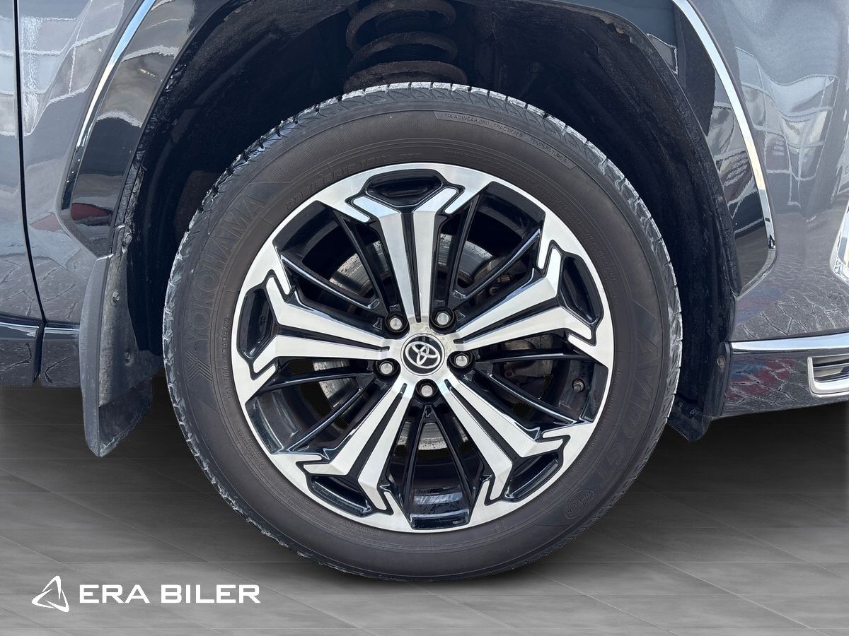 Billede af Toyota RAV4 Plug-in 2,5 Plugin-hybrid Style AWD 306HK 5d 6g Aut.