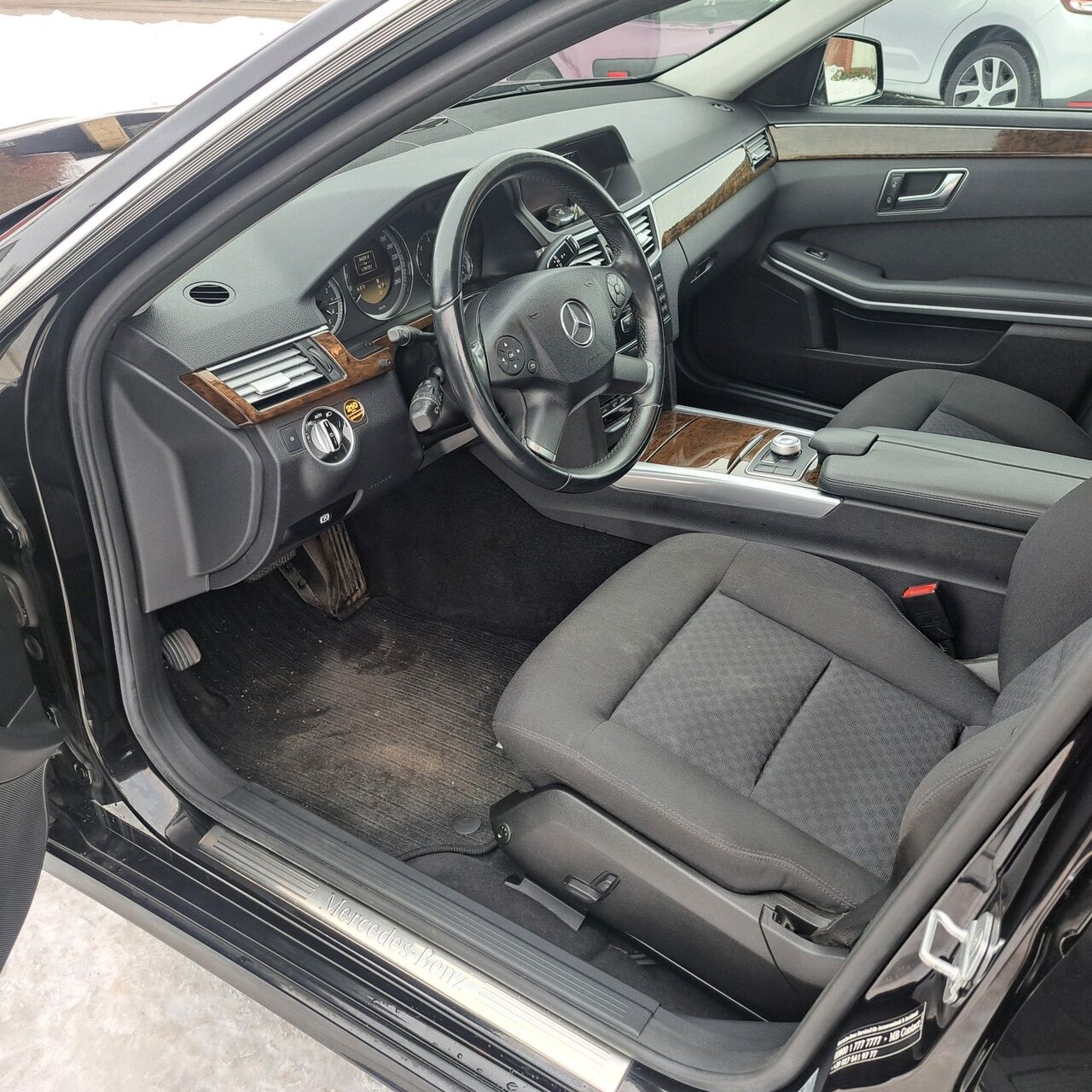 Billede af Mercedes-Benz E220 d T 2,1 CDI BlueEfficiency 170HK Stc Aut.