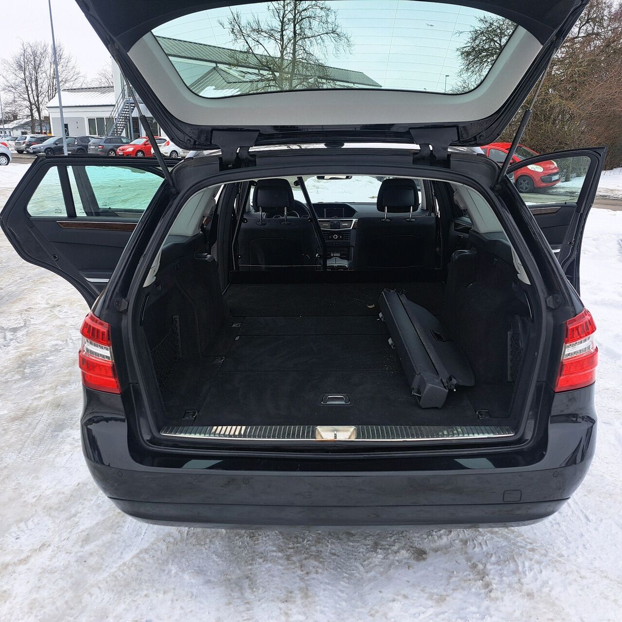 Billede af Mercedes-Benz E220 d T 2,1 CDI BlueEfficiency 170HK Stc Aut.