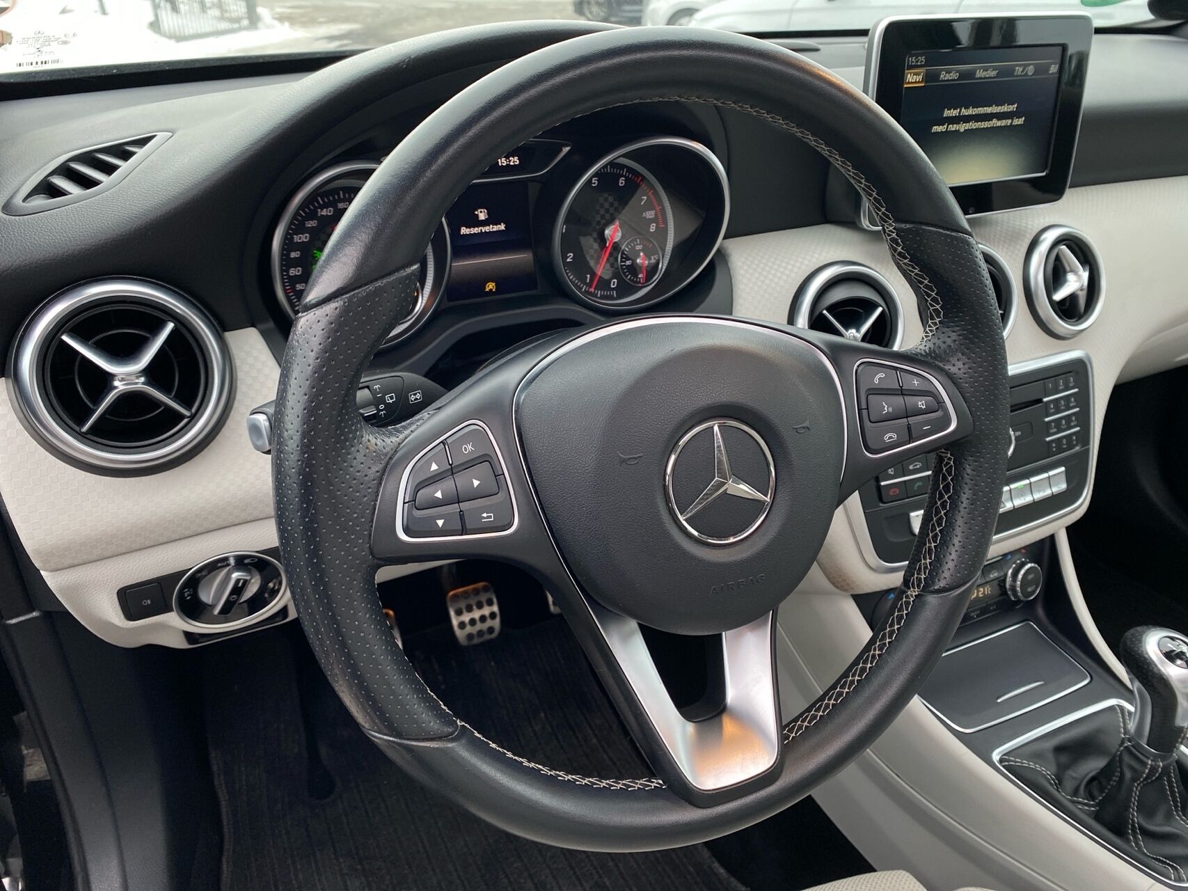 Billede af Mercedes-Benz A180 1,6 BlueEfficiency Edition 122HK 5d 6g