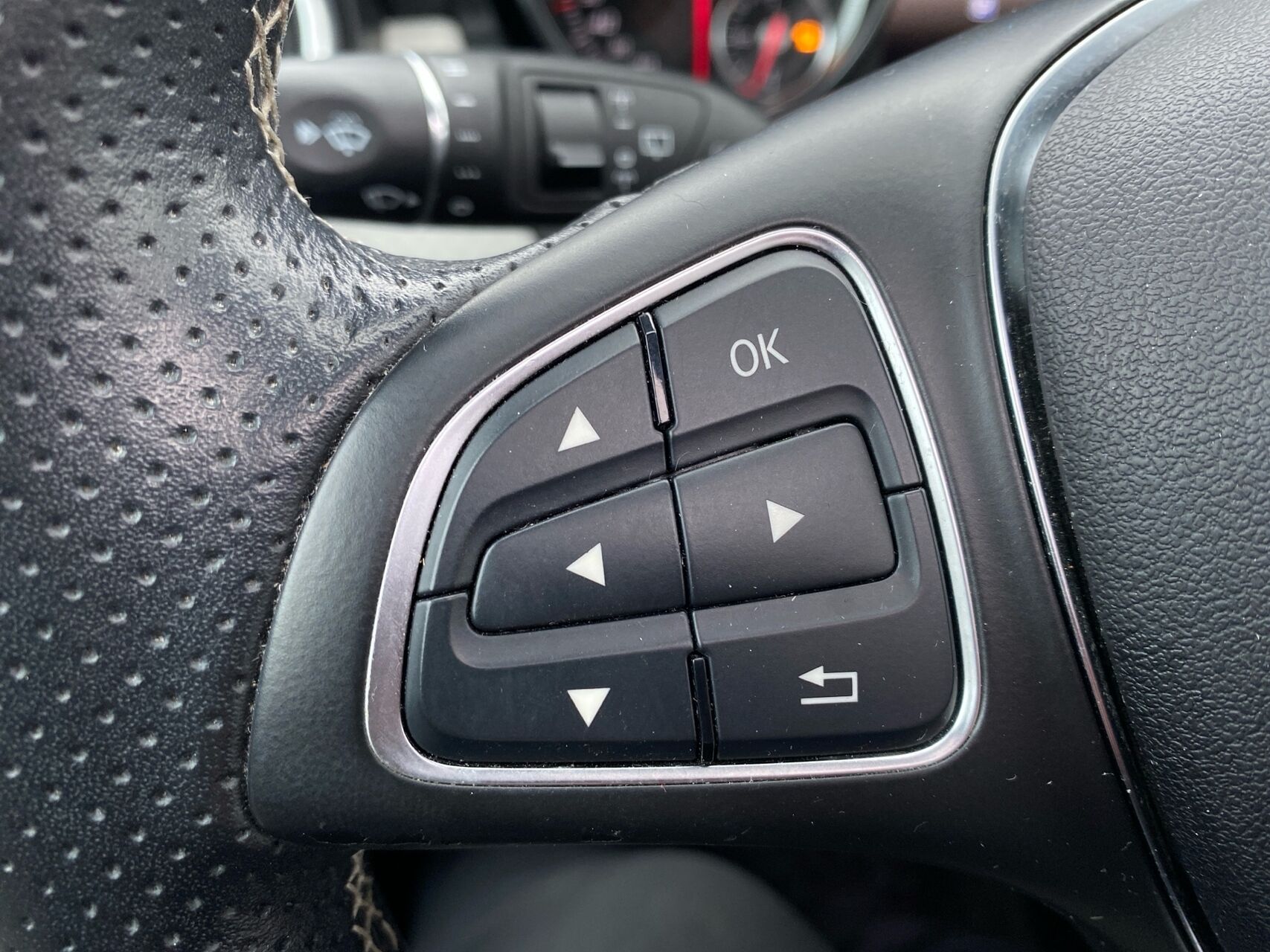 Billede af Mercedes-Benz A180 1,6 BlueEfficiency Edition 122HK 5d 6g