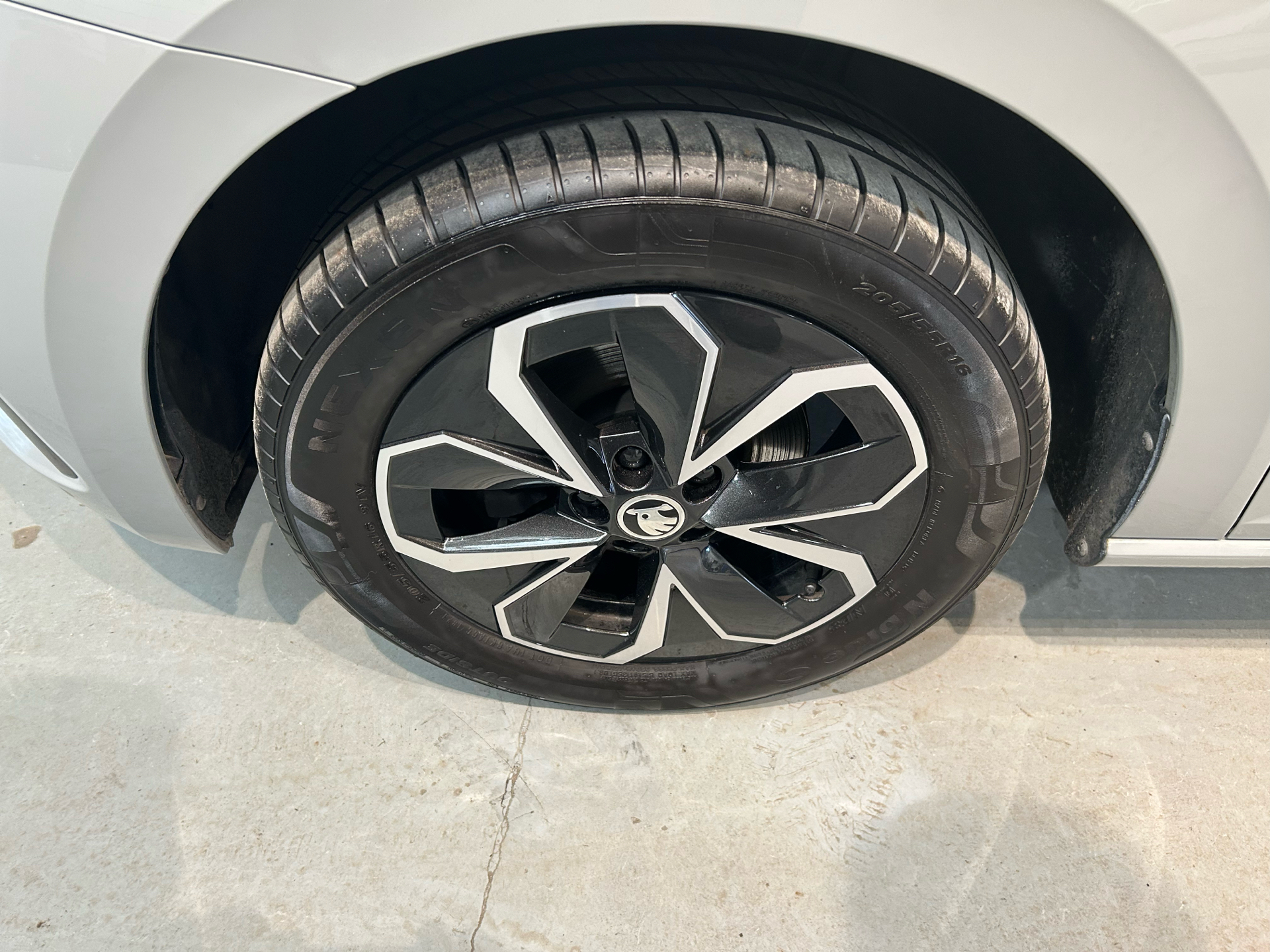 Billede af Skoda Scala 1,0 TSI Blackline DSG 110HK 5d 7g Aut.