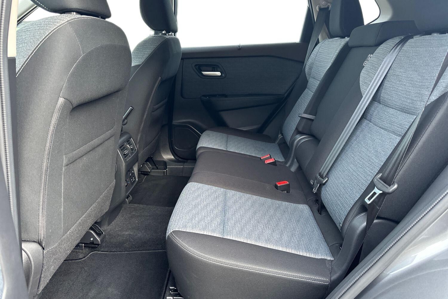 Billede af Nissan X-Trail 7 pers. 1,5 Mild hybrid N-Connecta X-Tronic 160HK 5d Aut.