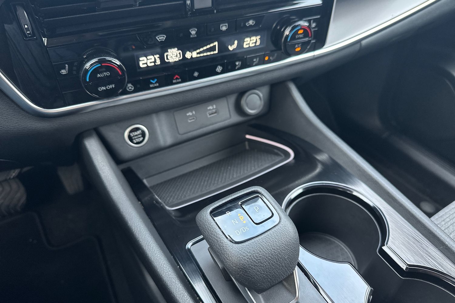 Billede af Nissan X-Trail 7 pers. 1,5 Mild hybrid N-Connecta X-Tronic 160HK 5d Aut.