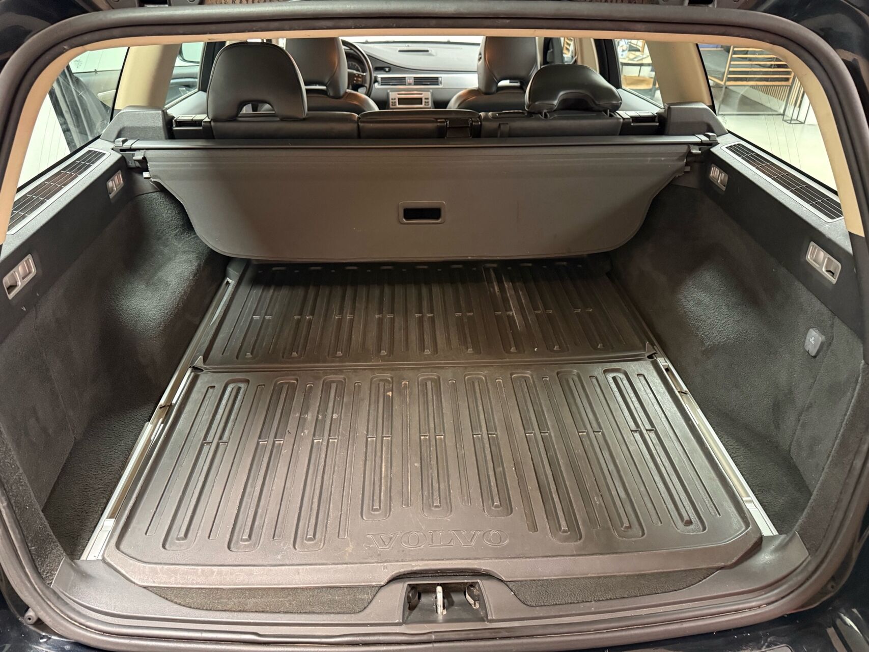 Billede af Volvo V70 2,4 D Momentum Geartronic 163HK Stc 6g Aut.