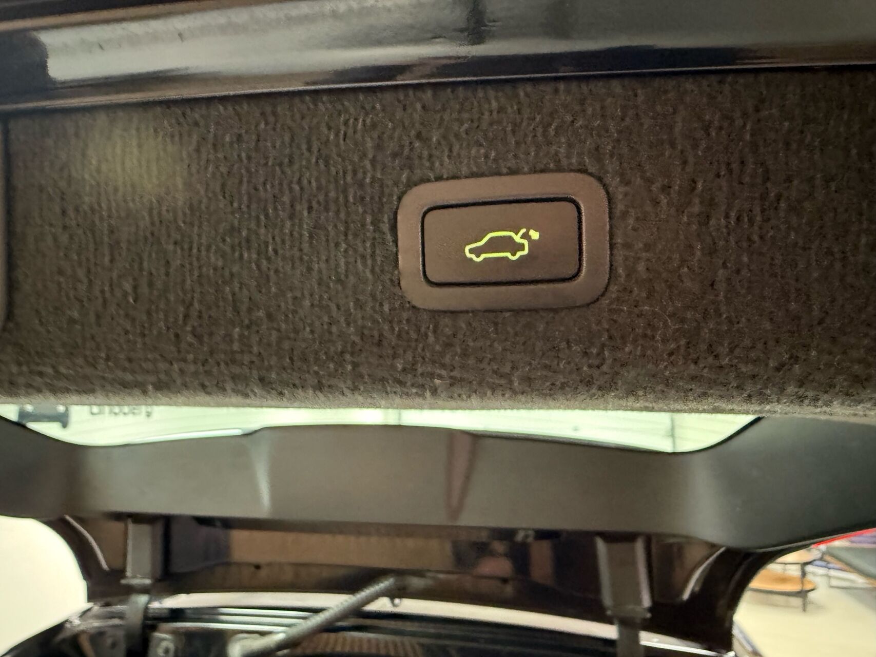 Billede af Volvo V70 2,4 D Momentum Geartronic 163HK Stc 6g Aut.