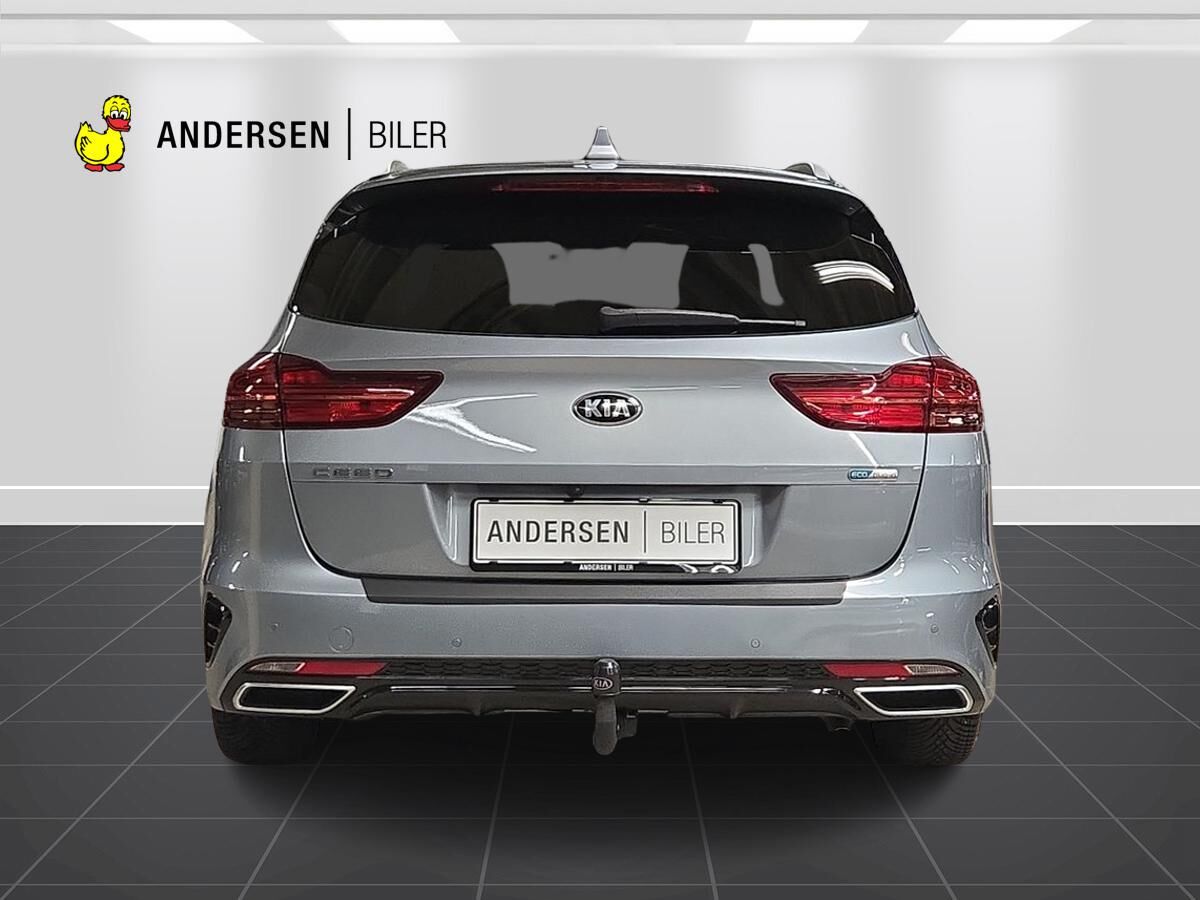 Billede af Kia Ceed SW 1,6 GDI PHEV  Plugin-hybrid Upgrade m/Plus DCT 141HK Stc 6g Aut.