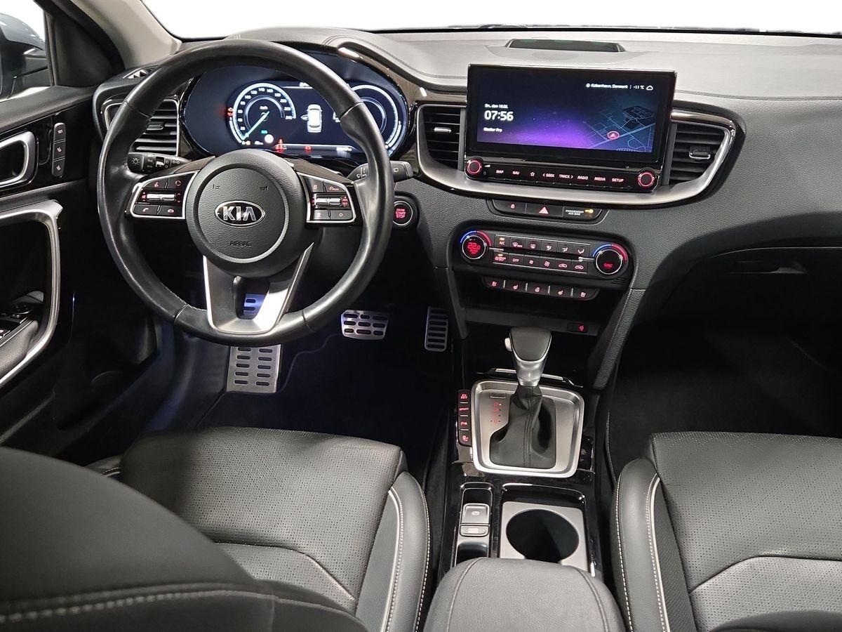 Billede af Kia Ceed SW 1,6 GDI PHEV  Plugin-hybrid Upgrade m/Plus DCT 141HK Stc 6g Aut.