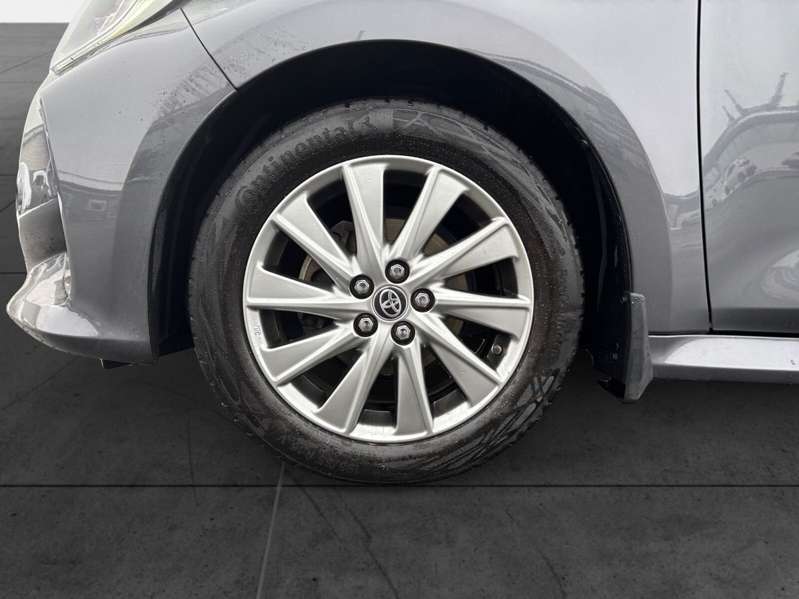 Billede af Toyota Yaris 1,0 VVT-I Active Technology 72HK 5d