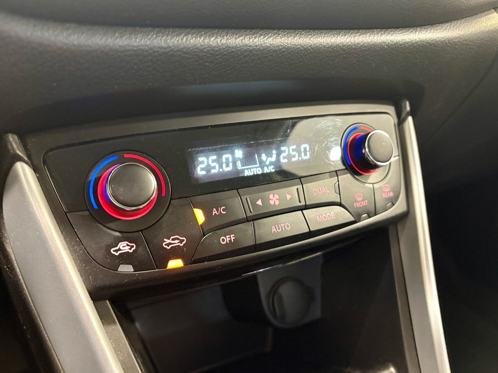 Billede af Suzuki S-Cross 1,0 Boosterjet Active Cut 112HK 5d