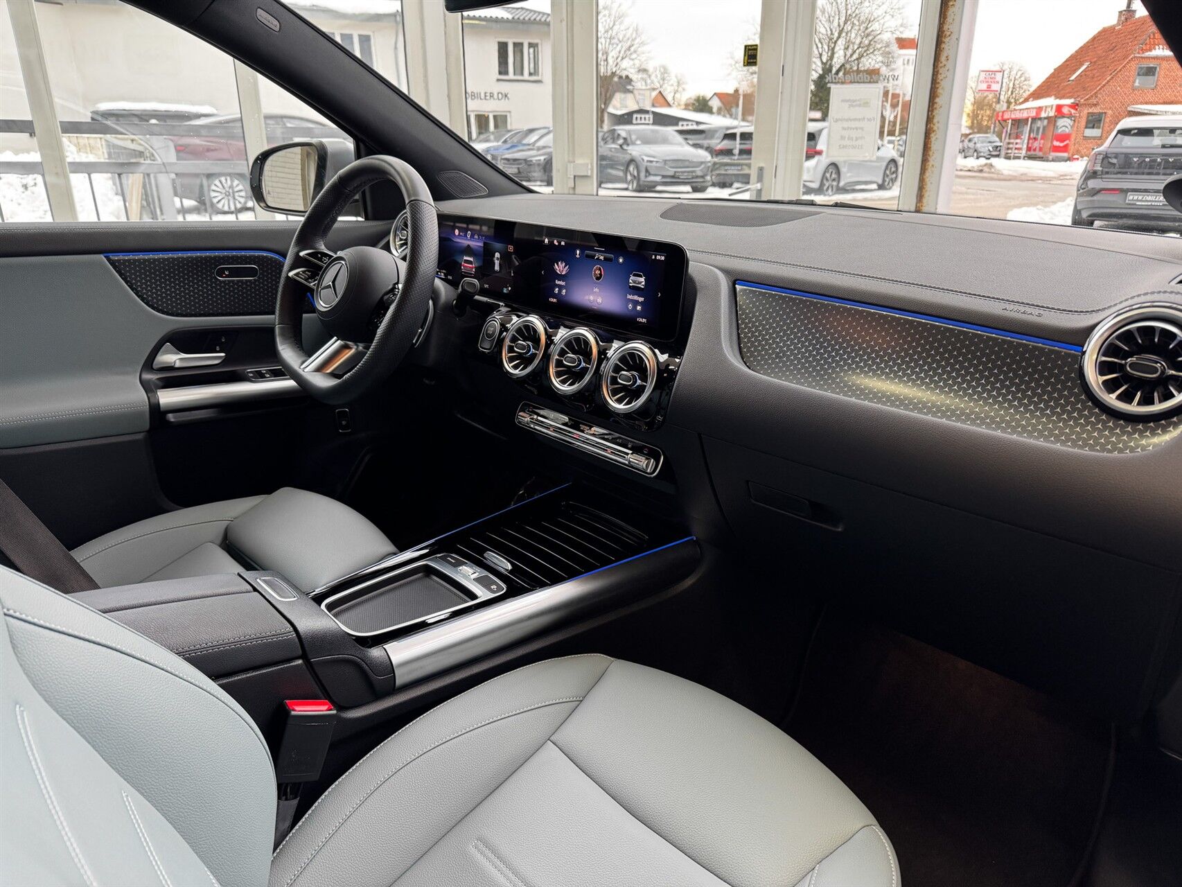 Billede af Mercedes-Benz EQA 250+ EL AMG Advance Plus 190HK 5d Aut.