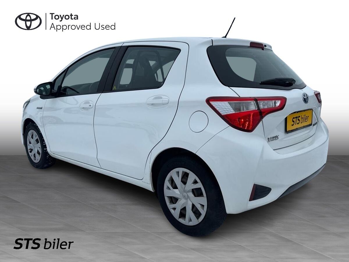 Billede af Toyota Yaris 1,5 Hybrid H2 E-CVT 100HK 5d Trinl. Gear