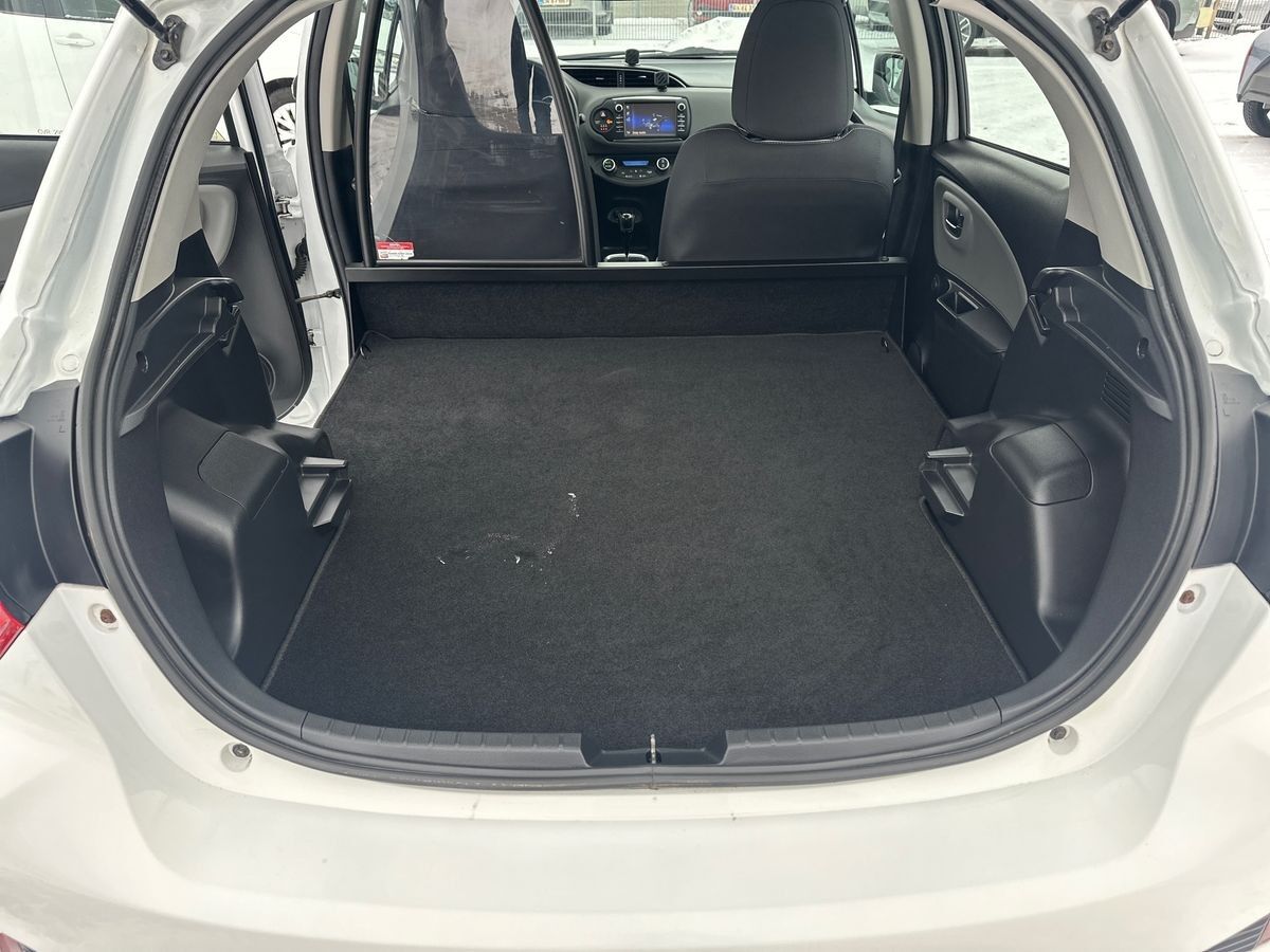 Billede af Toyota Yaris 1,5 Hybrid H2 E-CVT 100HK 5d Trinl. Gear