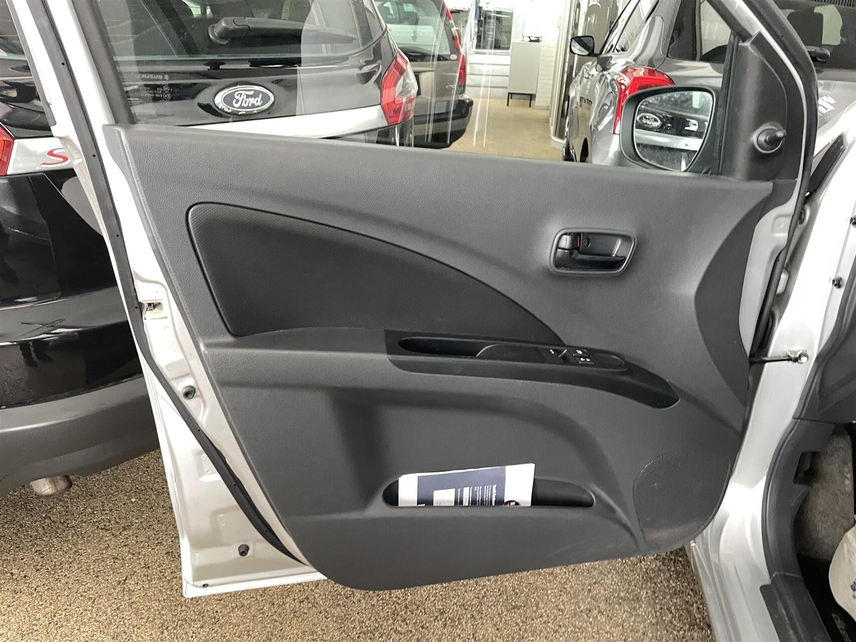 Billede af Suzuki Celerio 1,0 Dualjet 12V Club Gold 68HK 5d