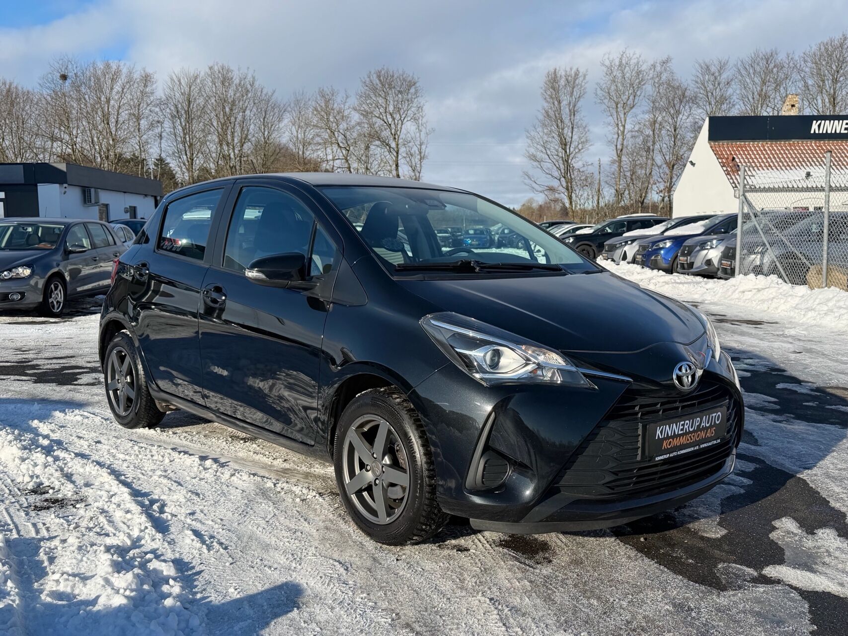 Billede af Toyota Yaris 1,0 VVT-I T2 69HK 5d