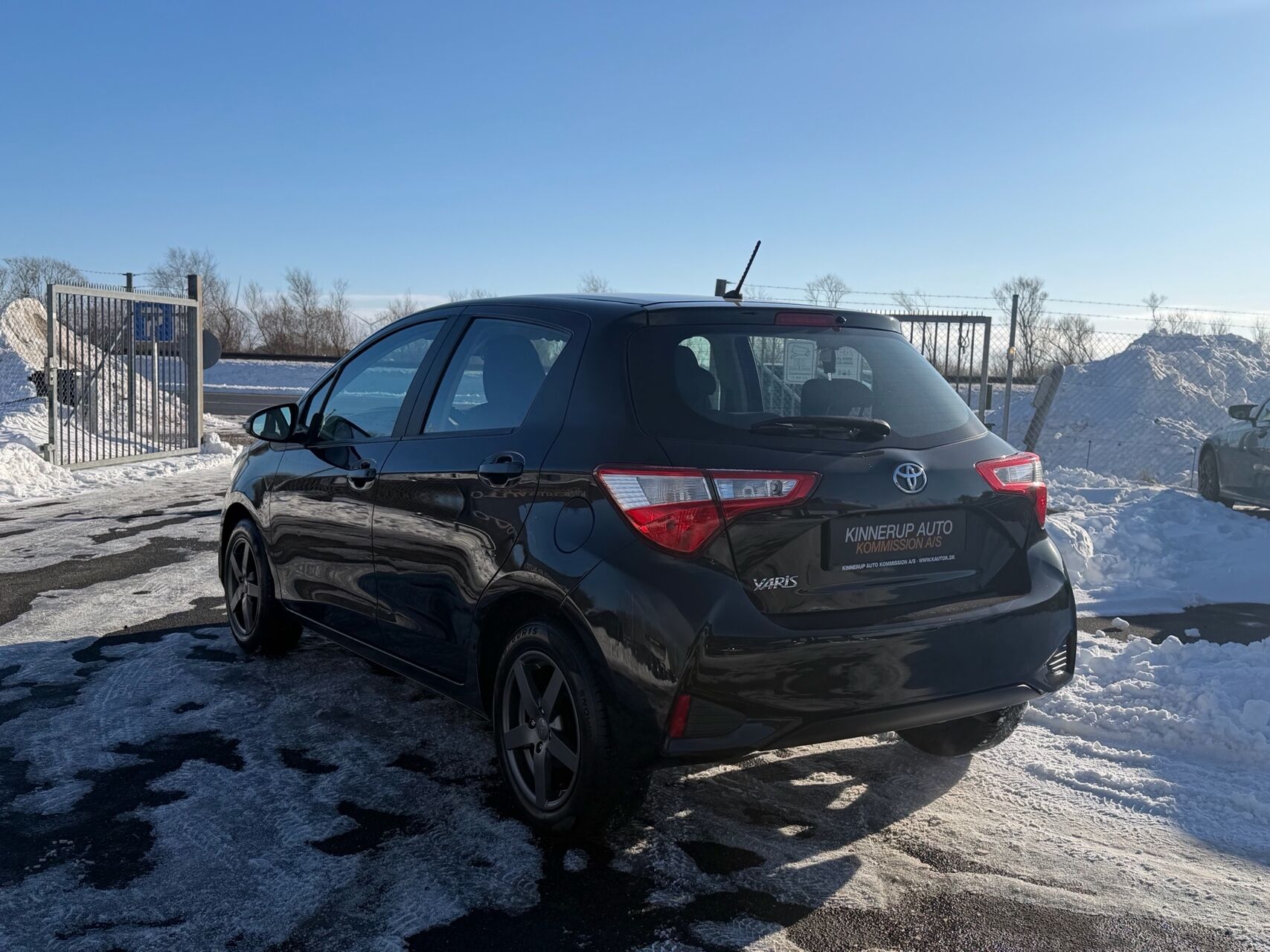 Billede af Toyota Yaris 1,0 VVT-I T2 69HK 5d