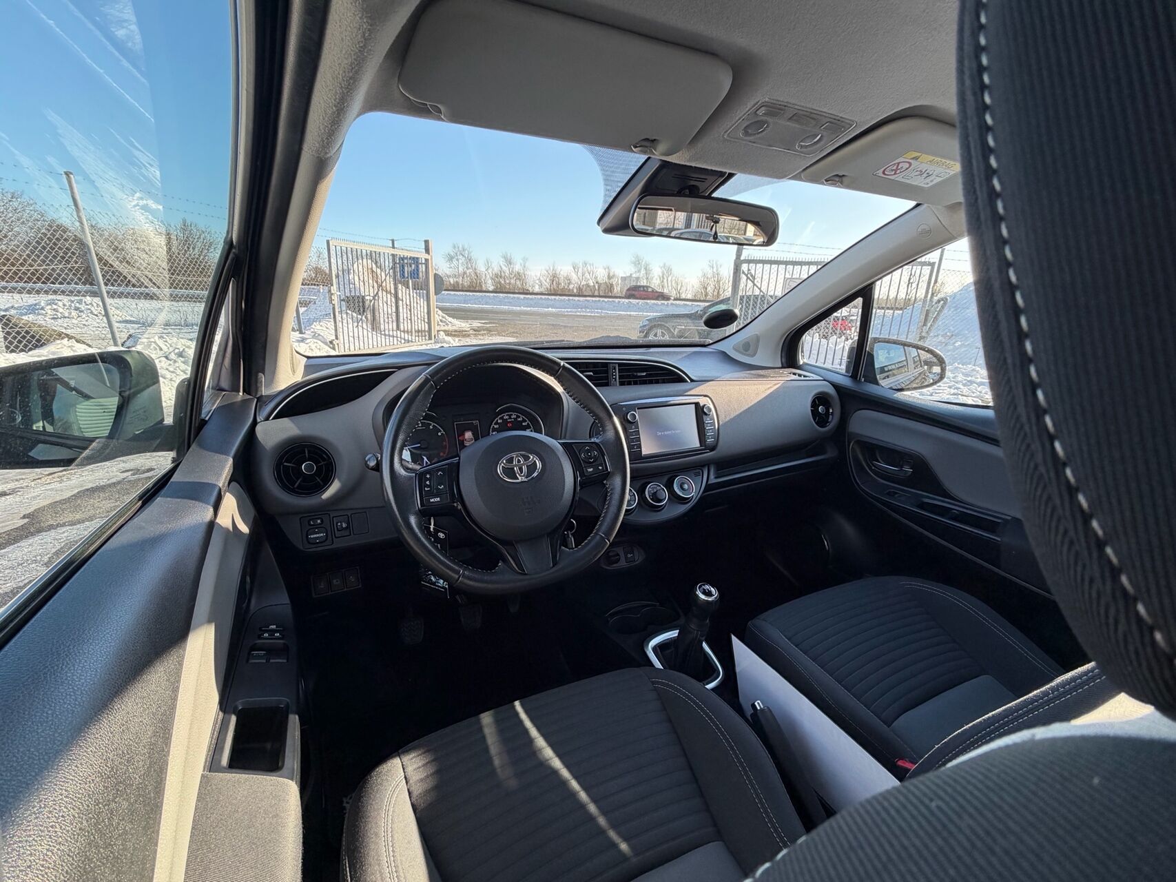 Billede af Toyota Yaris 1,0 VVT-I T2 69HK 5d