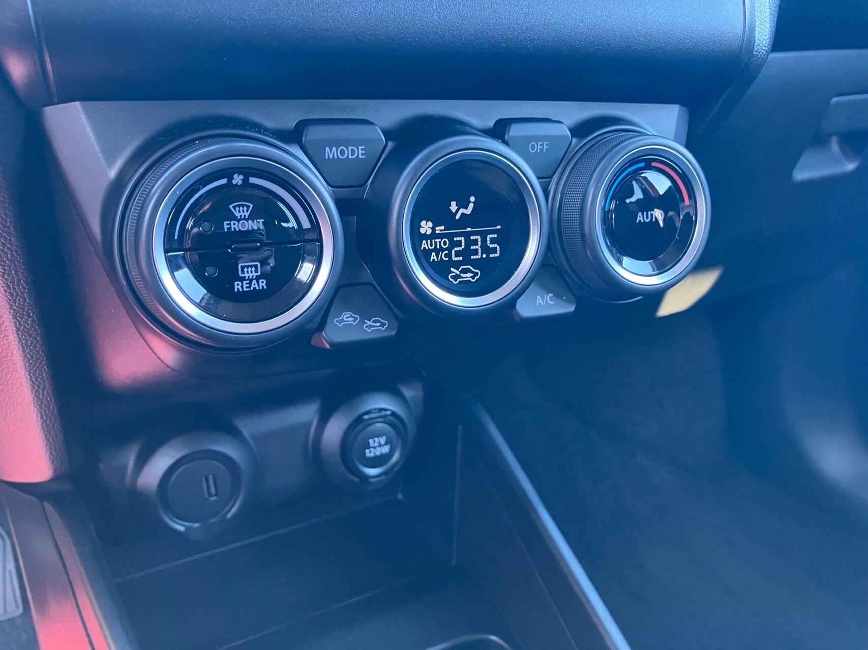 Billede af Suzuki Swift 1,2 Dualjet Style/Exclusive 83HK 5d Man. 