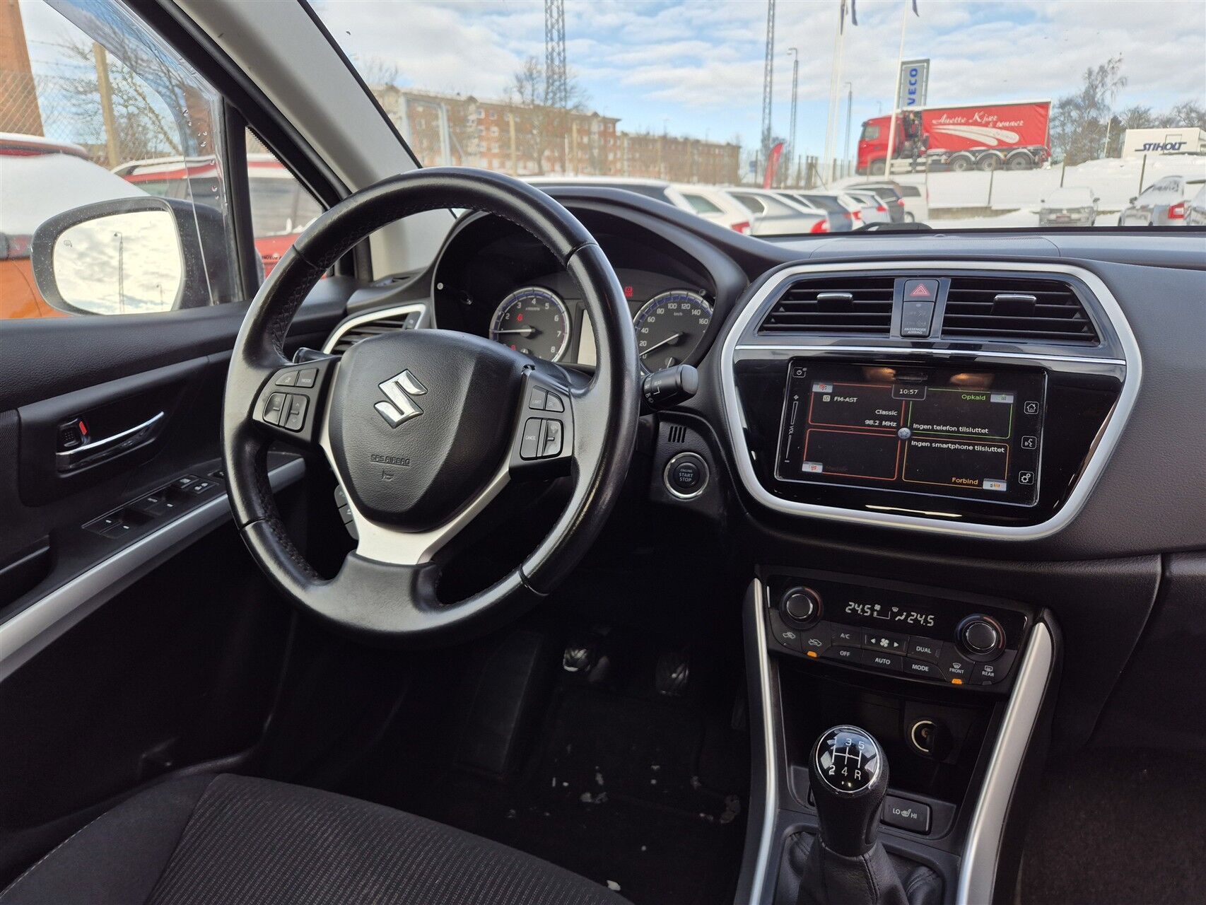 Billede af Suzuki S-Cross 1,0 Boosterjet Active 112HK 5d