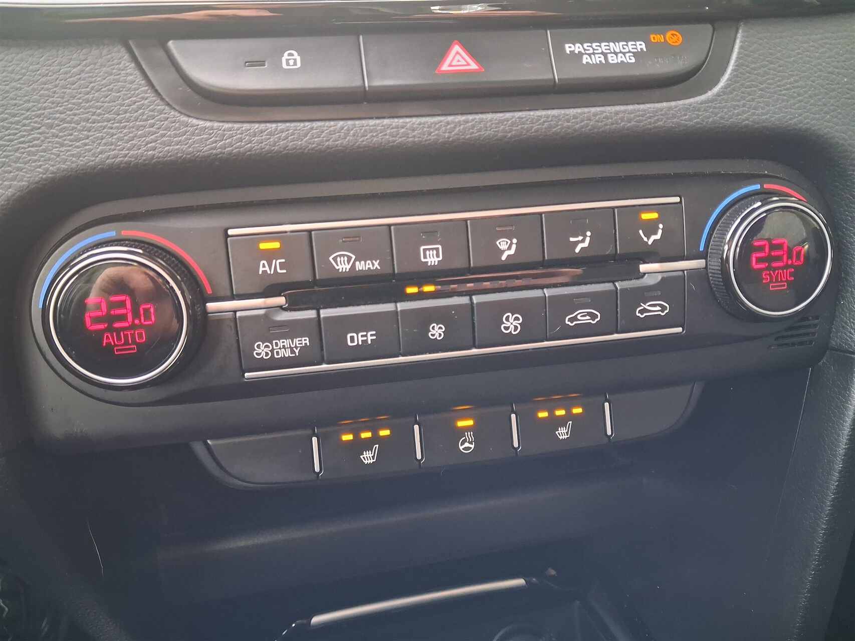 Billede af Kia Ceed SW 1,6 GDI PHEV  Plugin-hybrid Prestige DCT 141HK Stc 6g Aut.