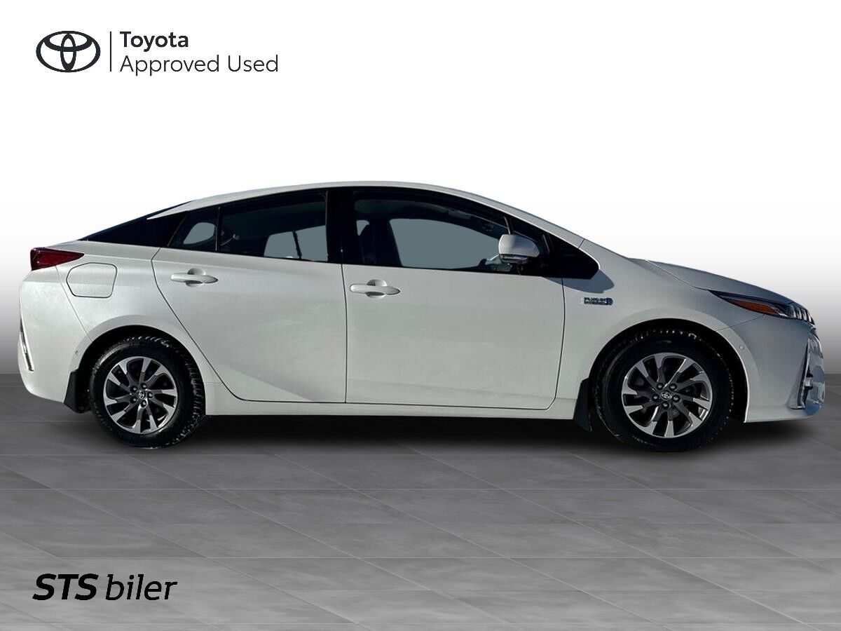 Billede af Toyota Prius Plug-in 1,8 Plugin-hybrid H3 Smartpakke 122HK 5d Aut.