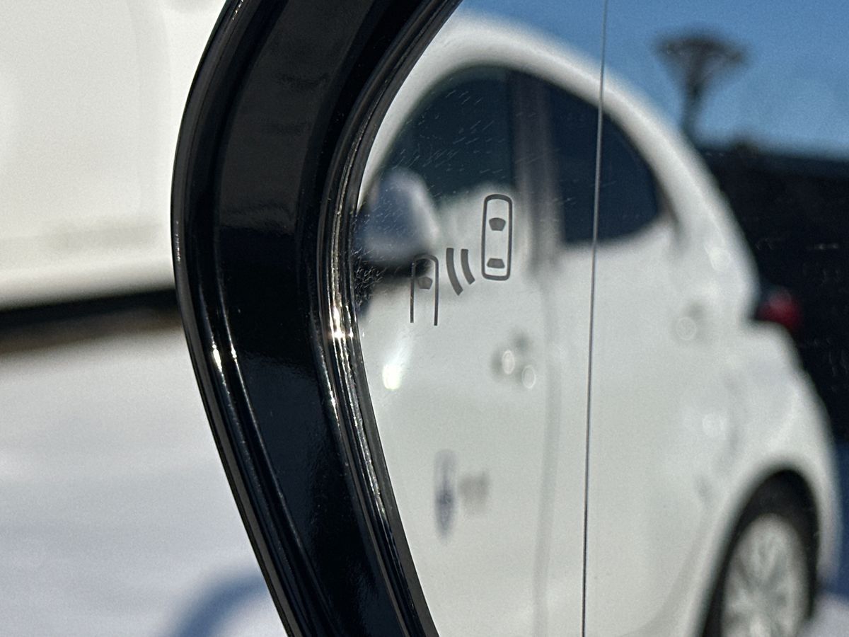 Billede af Toyota Prius Plug-in 1,8 Plugin-hybrid H3 Smartpakke 122HK 5d Aut.