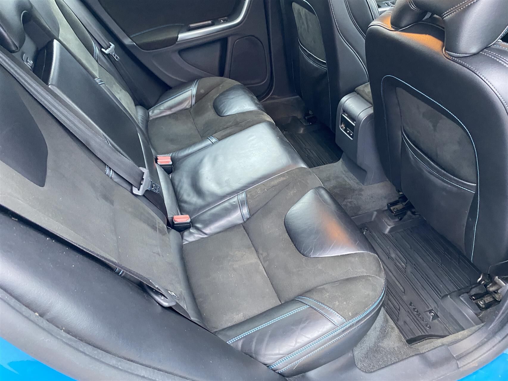 Billede af Volvo V60 2,0 T6 Polestar AWD 367HK Stc 8g Aut.