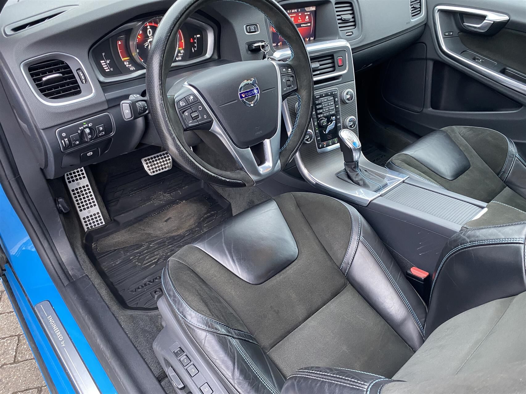 Billede af Volvo V60 2,0 T6 Polestar AWD 367HK Stc 8g Aut.